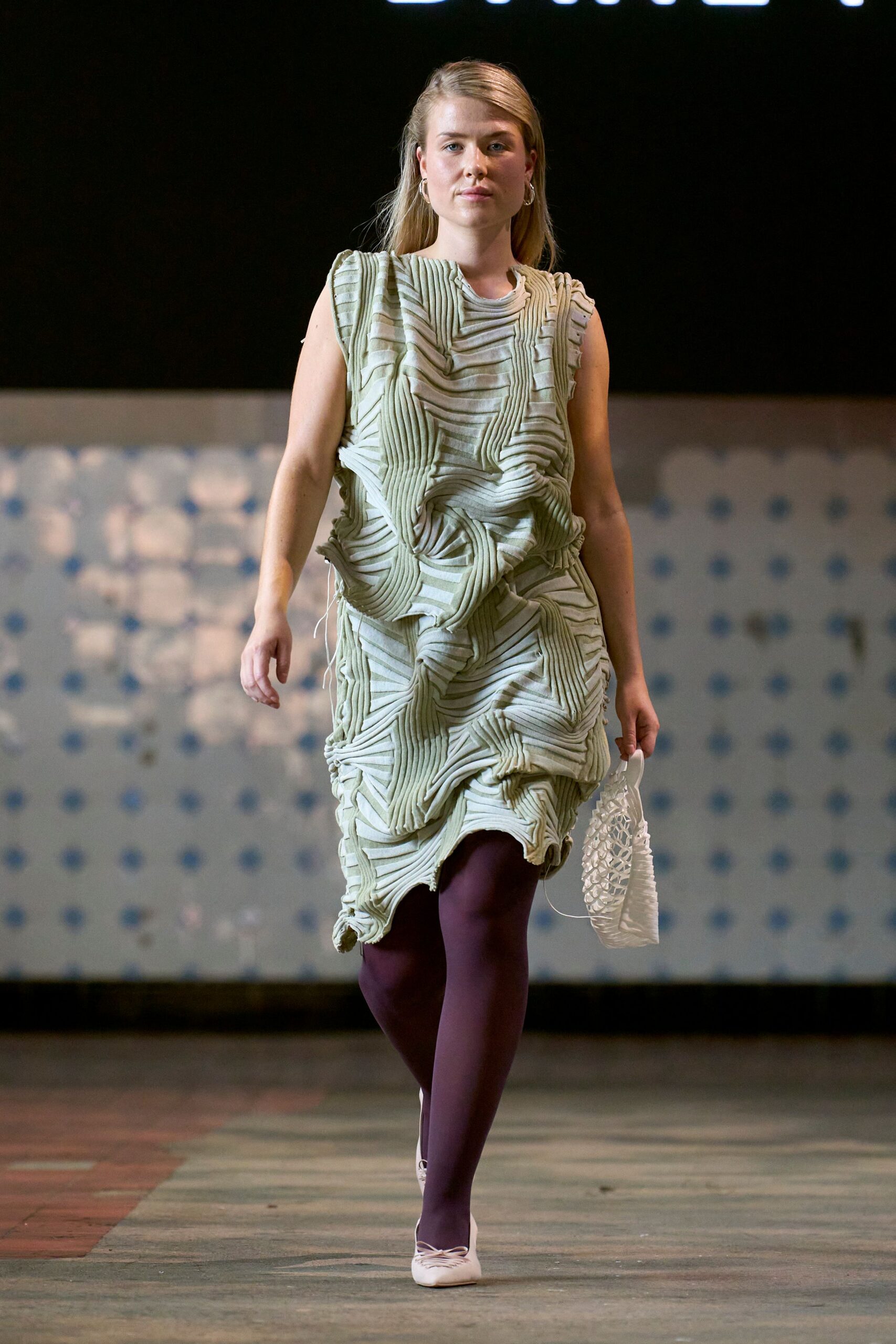 green cotton sleeveless collared relaxed ruched short dress