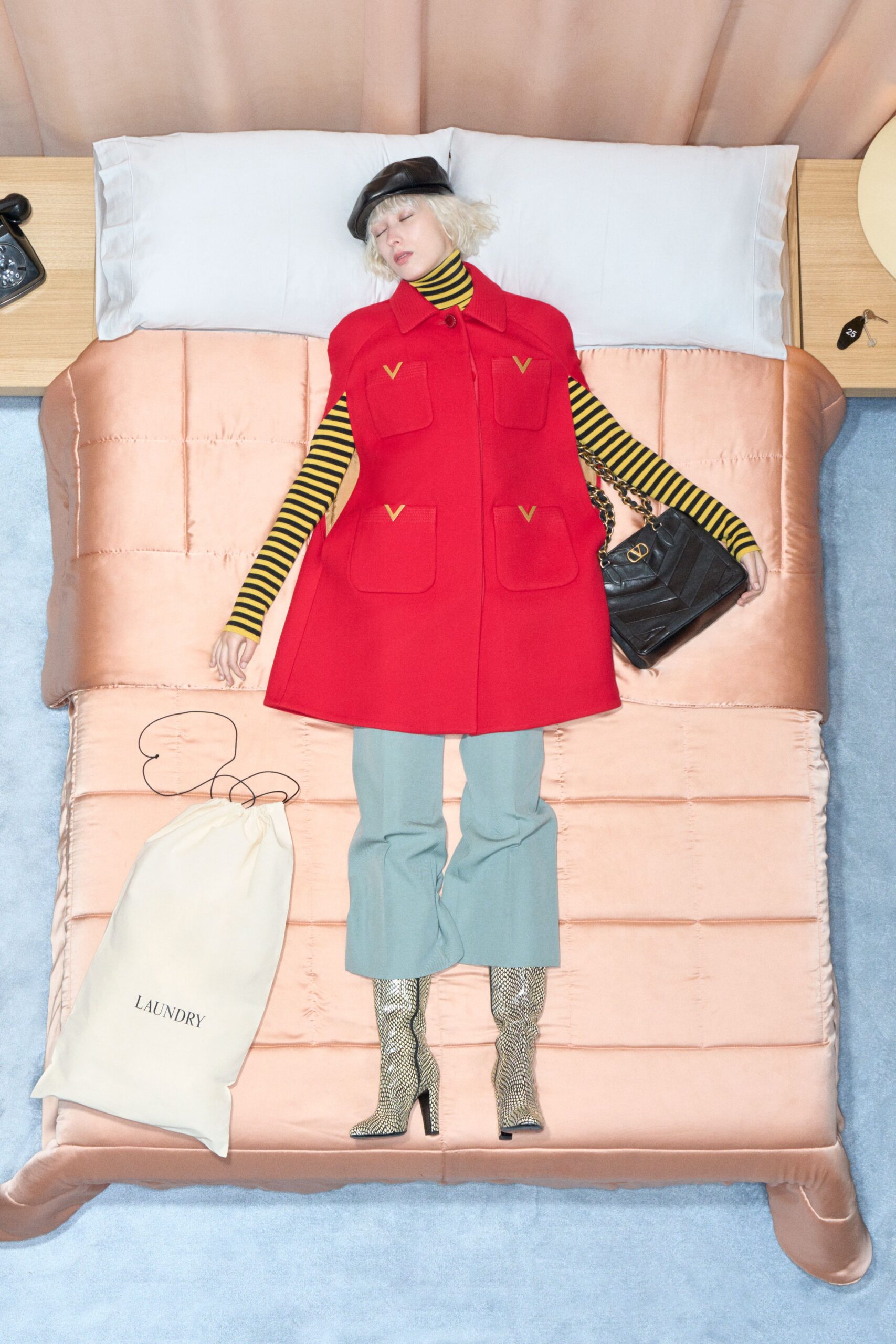 red wool long-sleeve collared fitted pockets coat