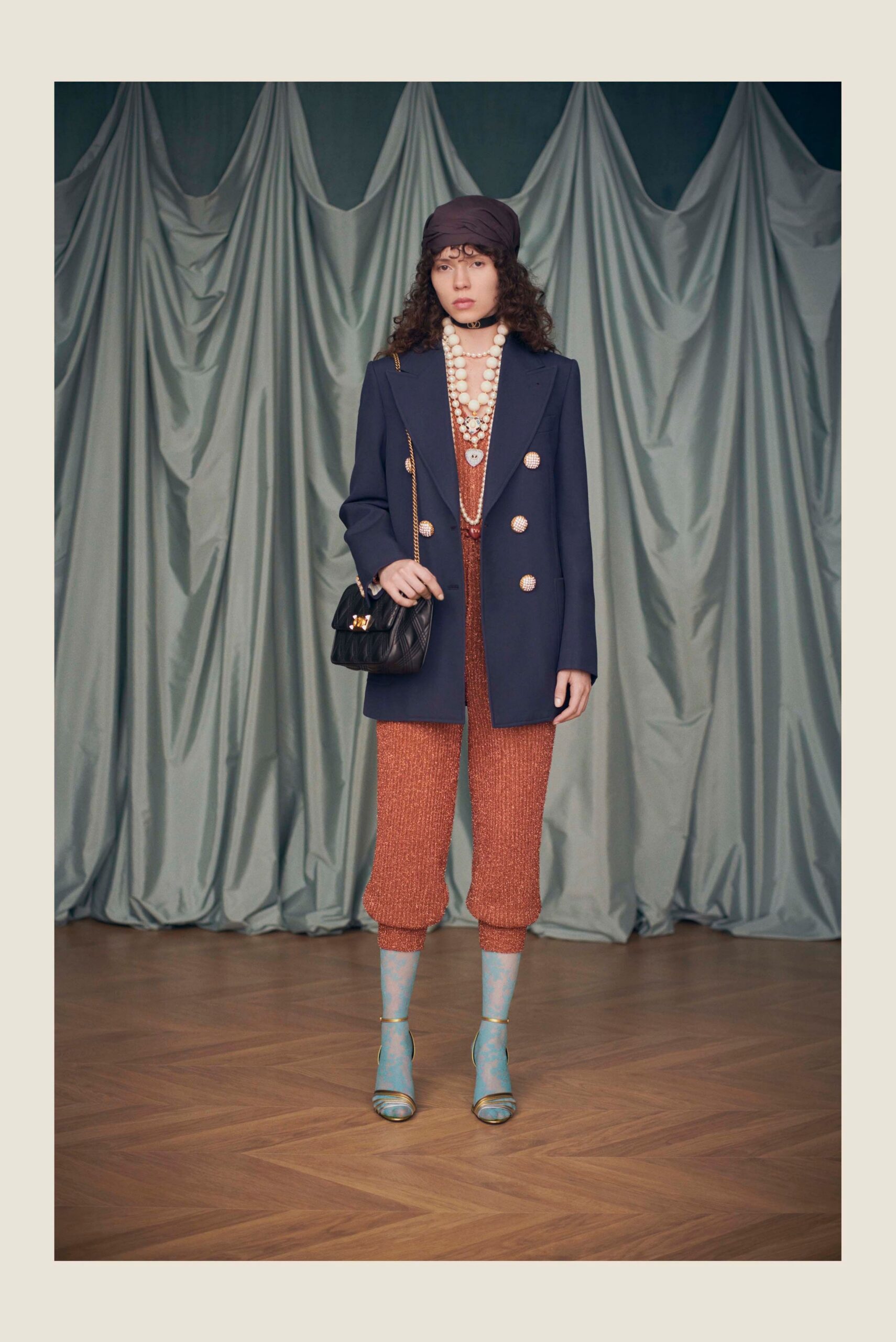 brown knit fitted cropped pants