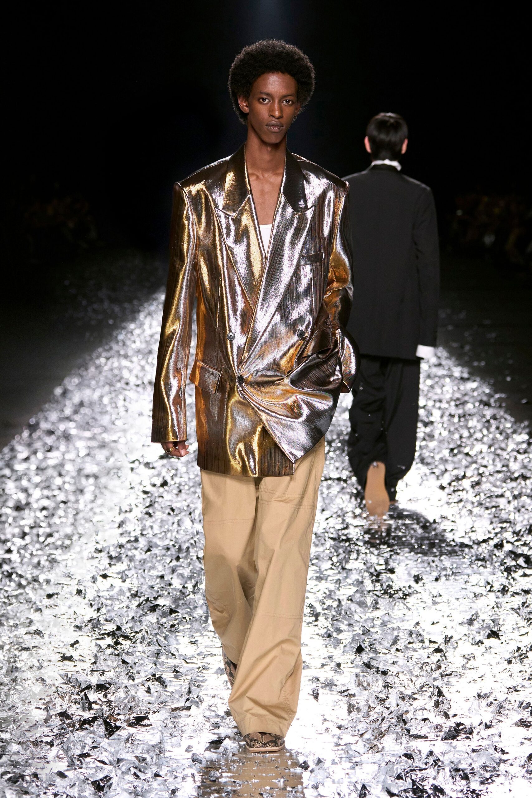 gold metallic long-sleeve collared relaxed buttoned draped blazer
