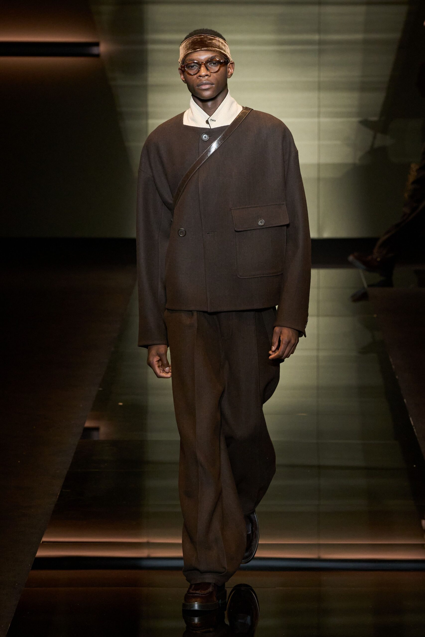 brown wool long-sleeve collared relaxed buttoned jacket