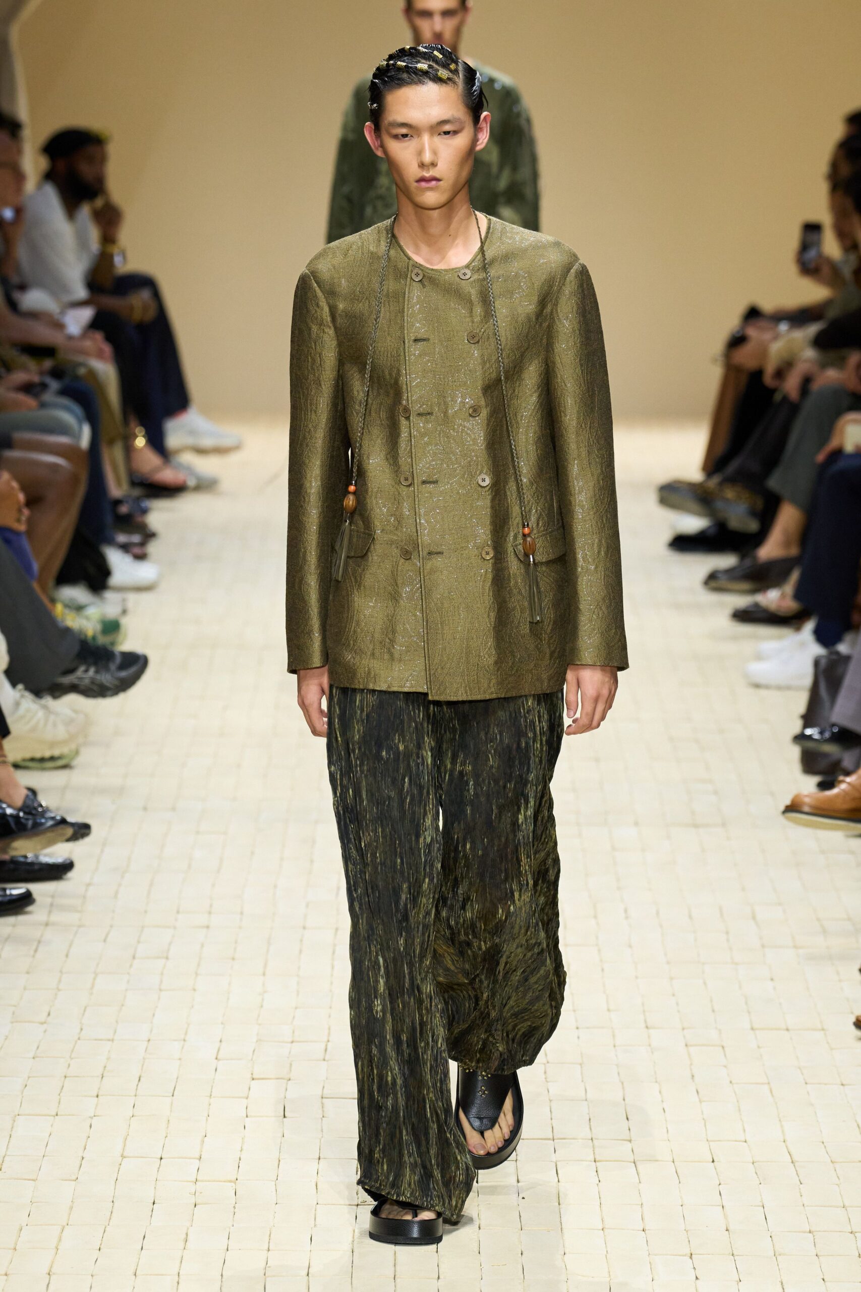 green silk long-sleeve collared structured buttoned pleated jacket