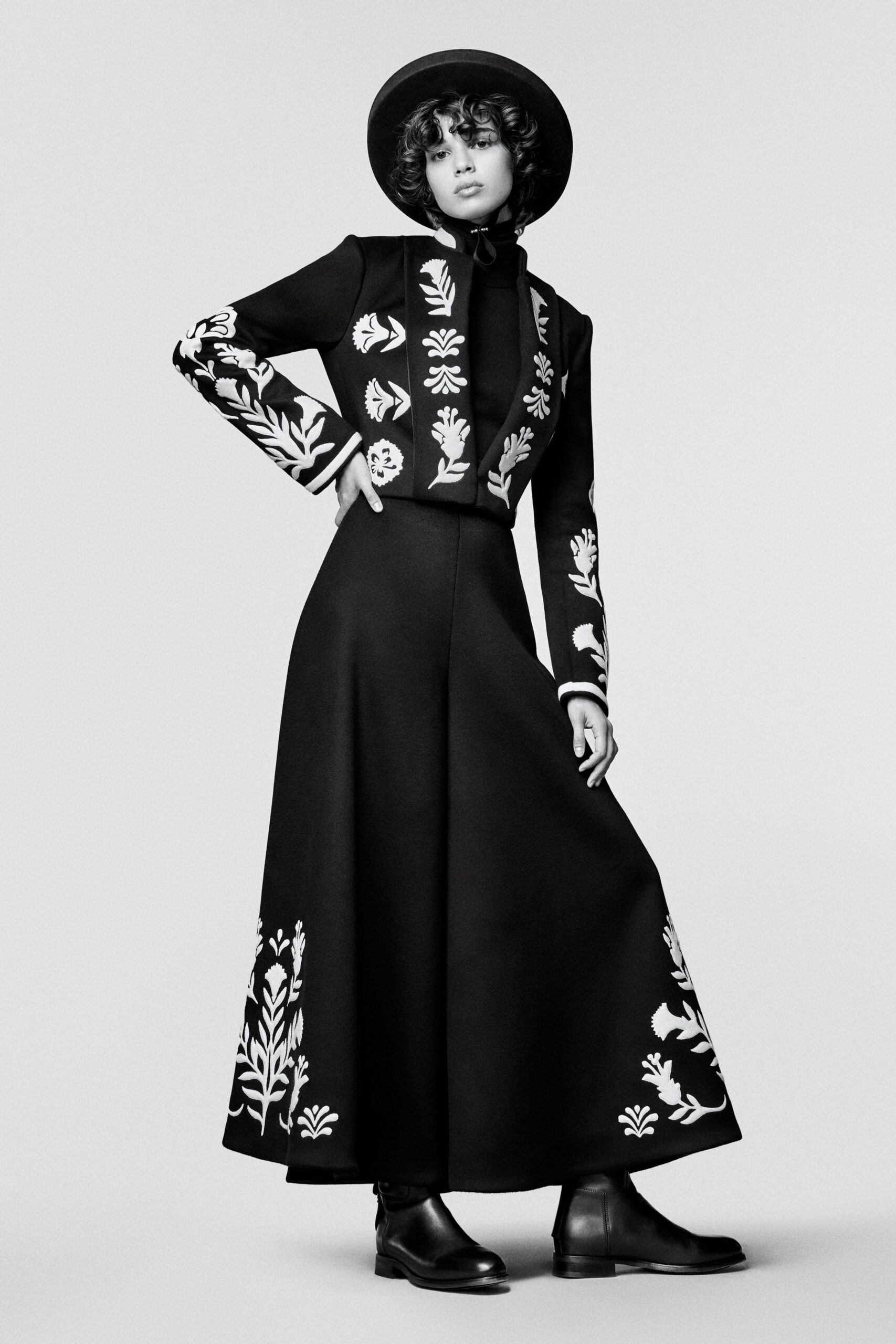 black wool long-sleeve collared fitted embroidered maxi coat
