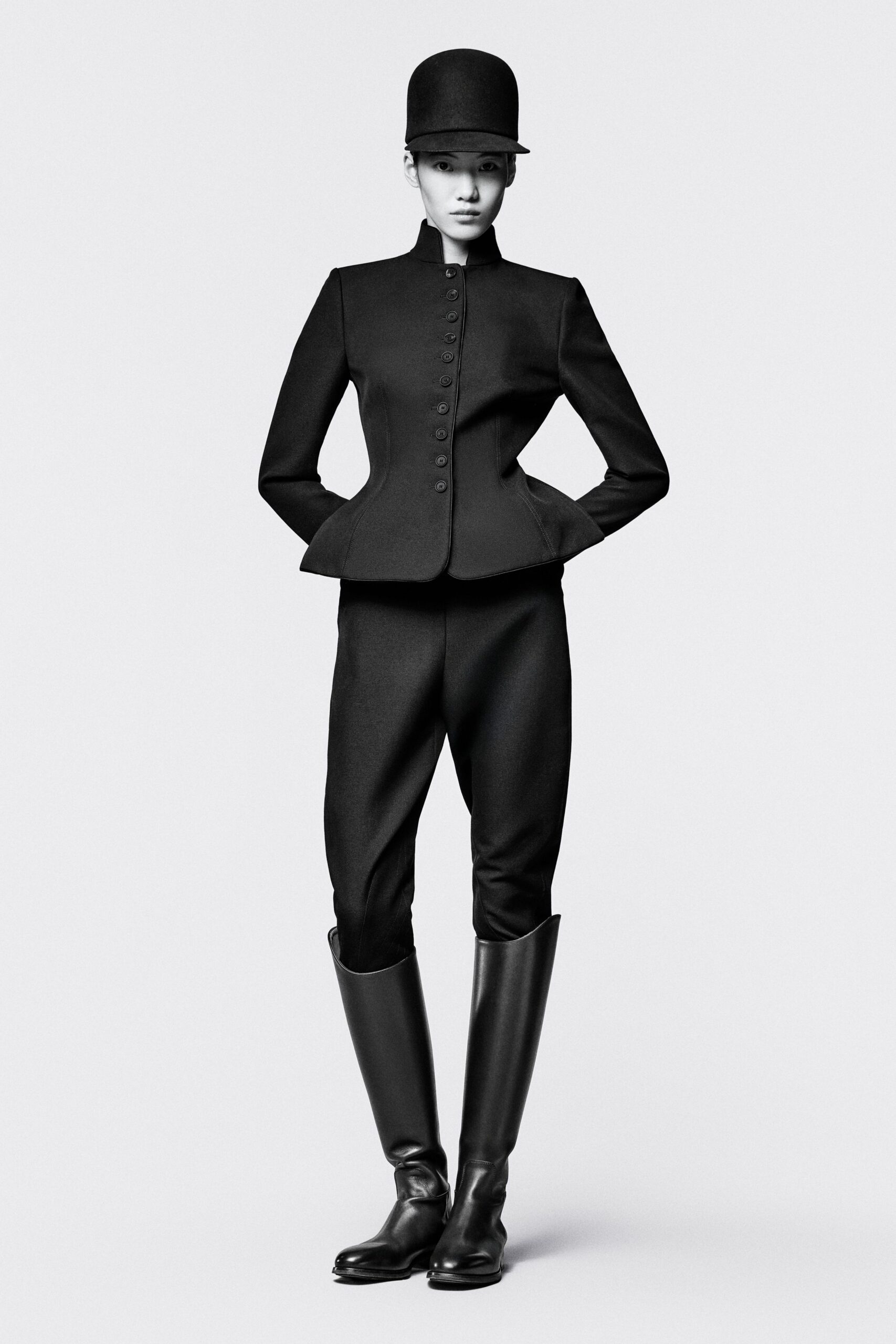 black wool long-sleeve collared structured buttoned flared jacket