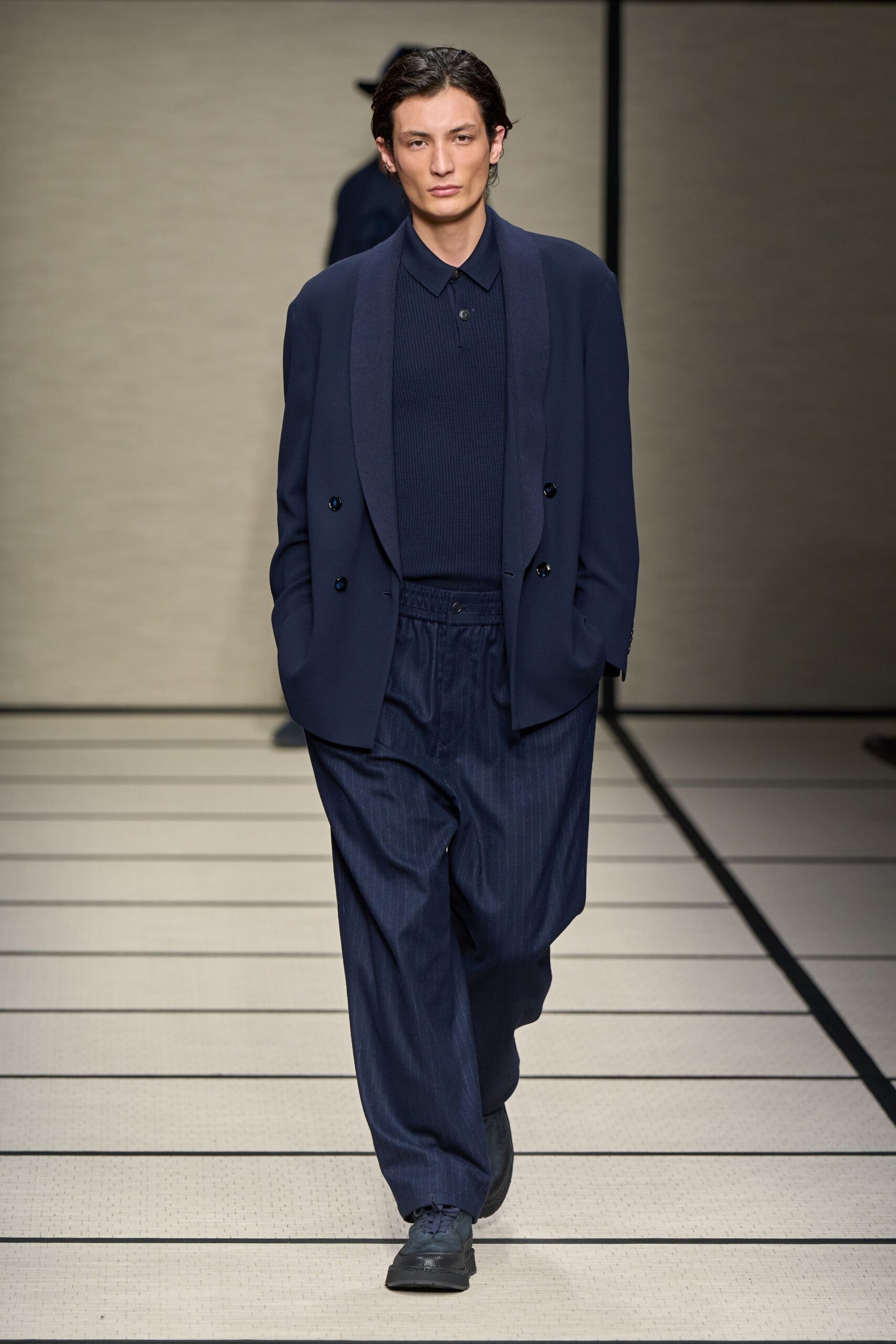 blue wool long-sleeve collared tailored buttoned suit