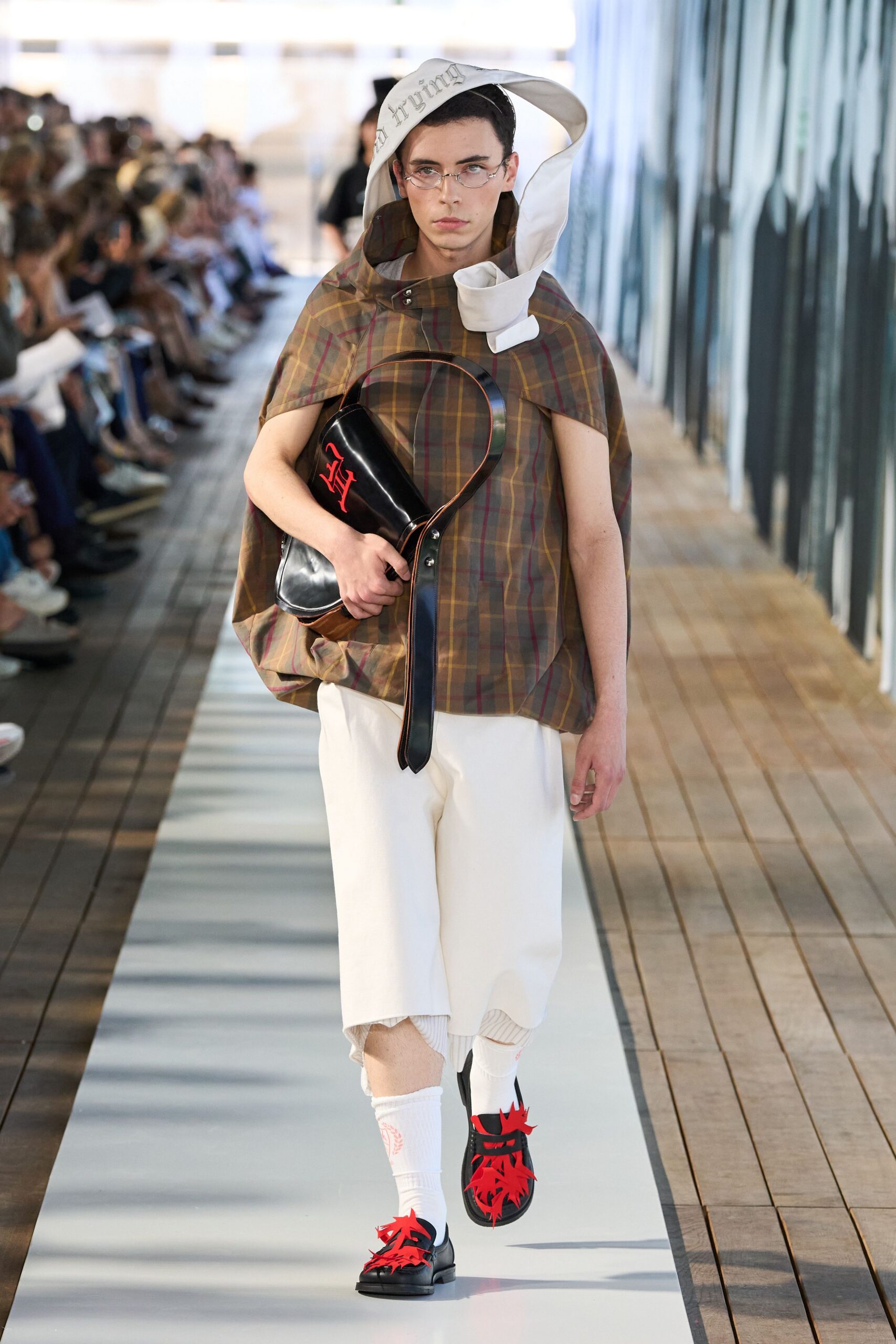 brown cotton short-sleeve collared relaxed checked cape