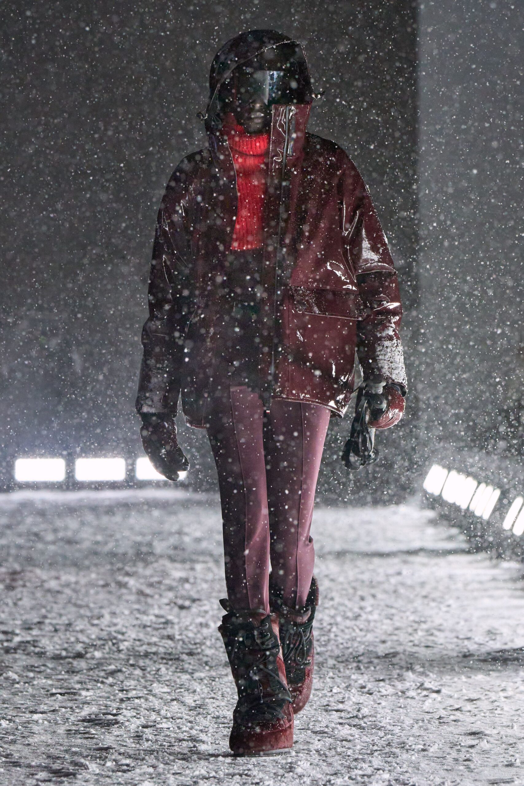 purple vinyl slim pants