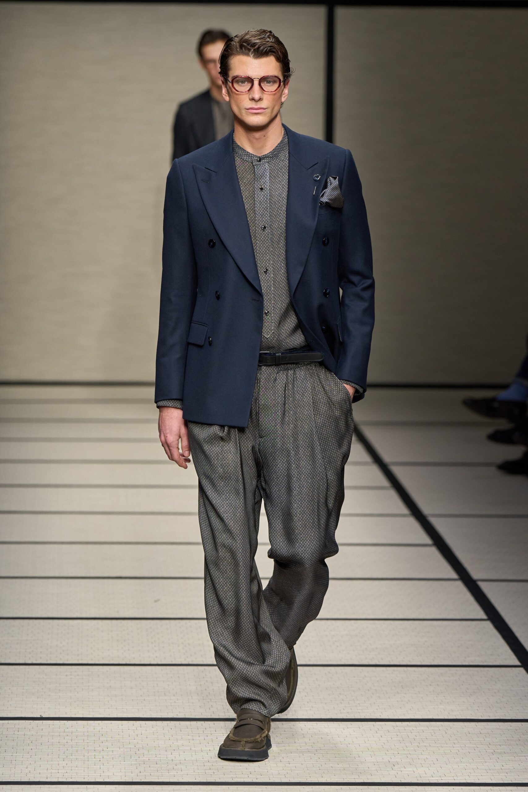 blue tailored blazer with gray shirt