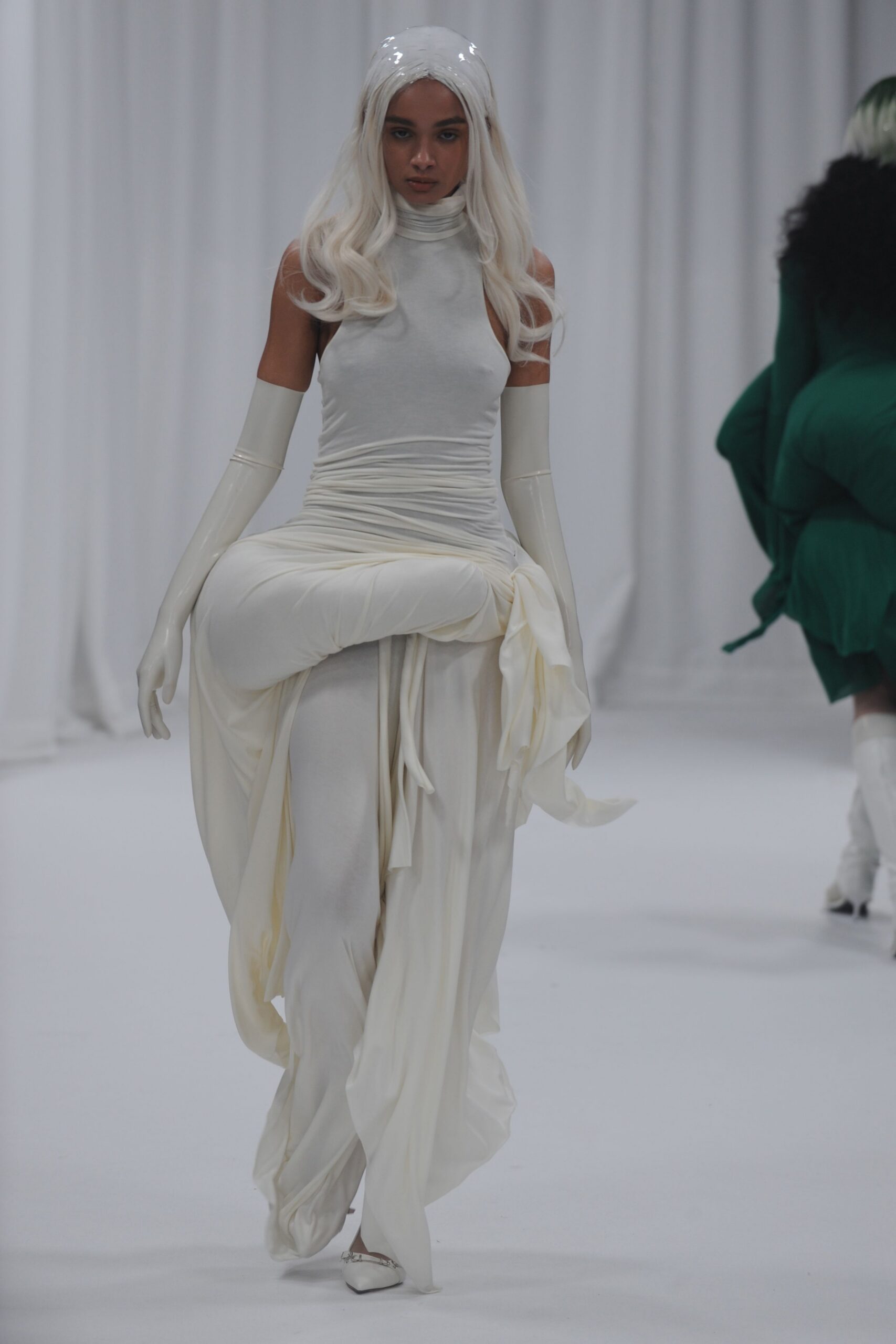 white silk fitted gloves