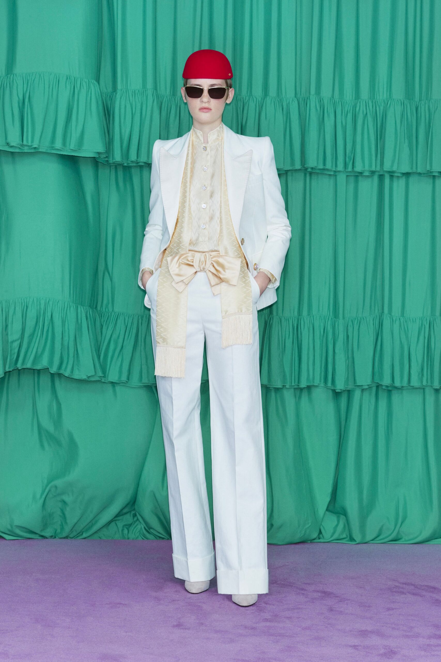 white cotton long-sleeve collared tailored buttoned suit