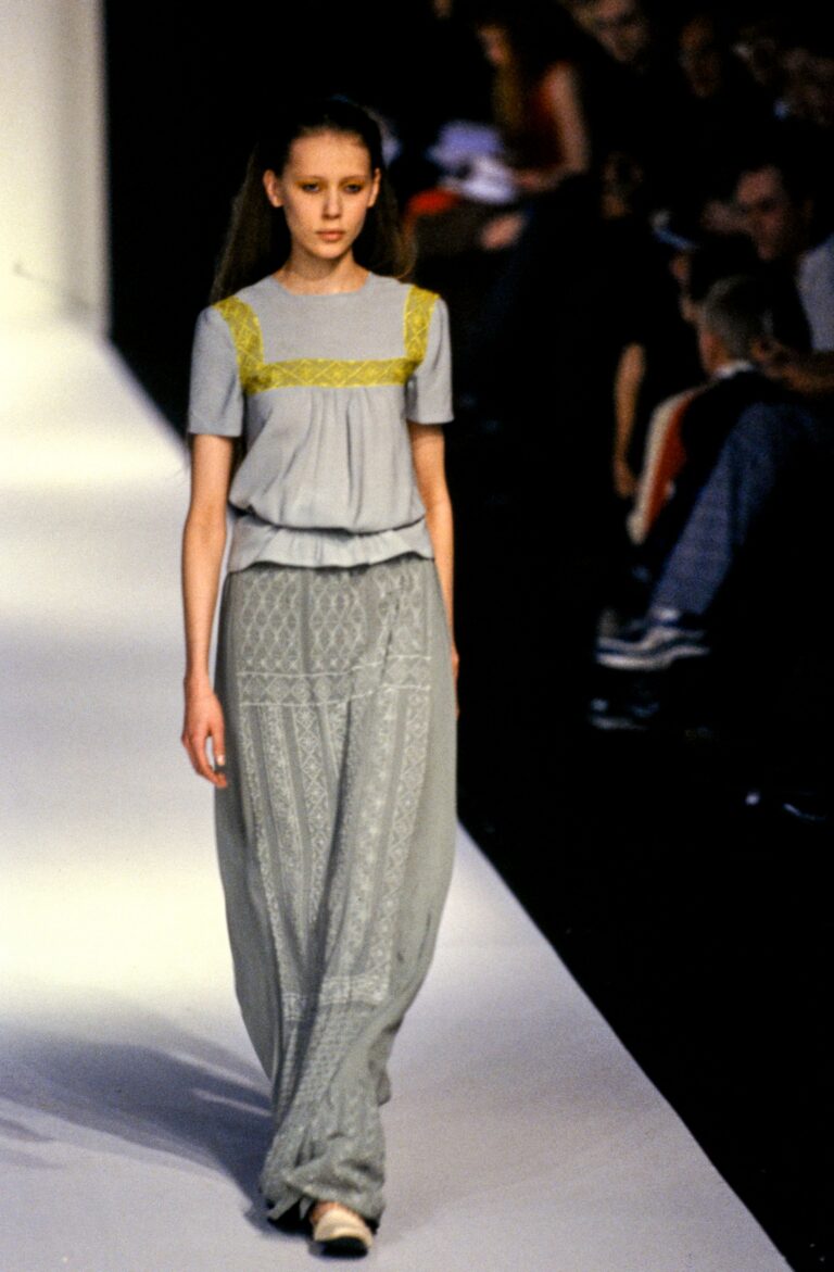 Ghost Fall 1999 Ready-to-Wear