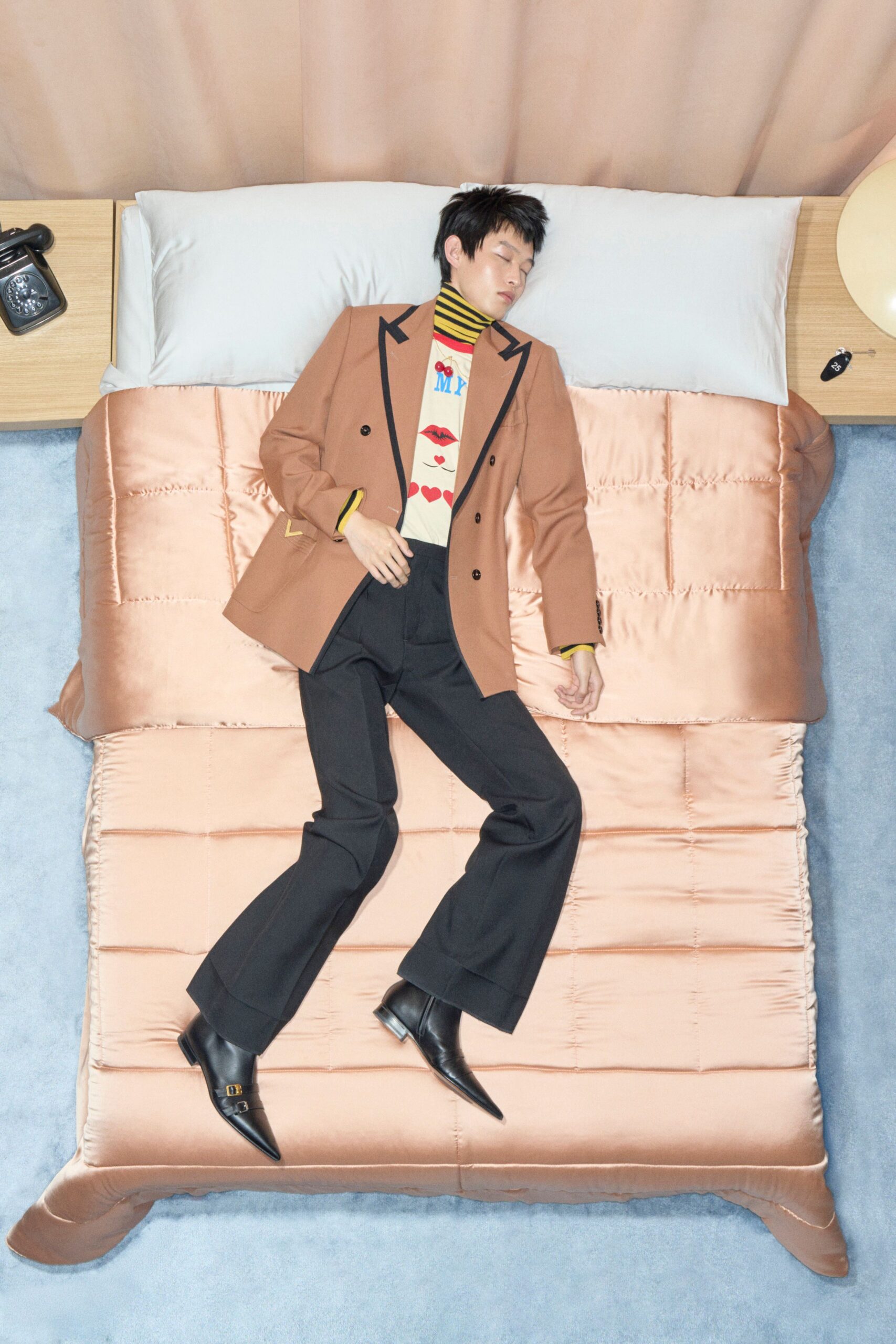 brown wool long-sleeve collared tailored buttoned blazer