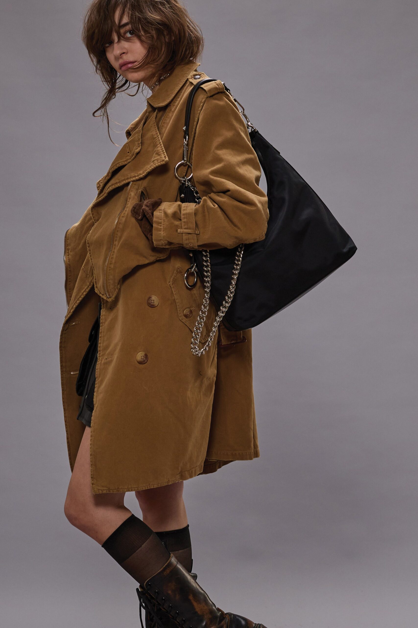 brown cotton long-sleeve collared relaxed buttoned trench