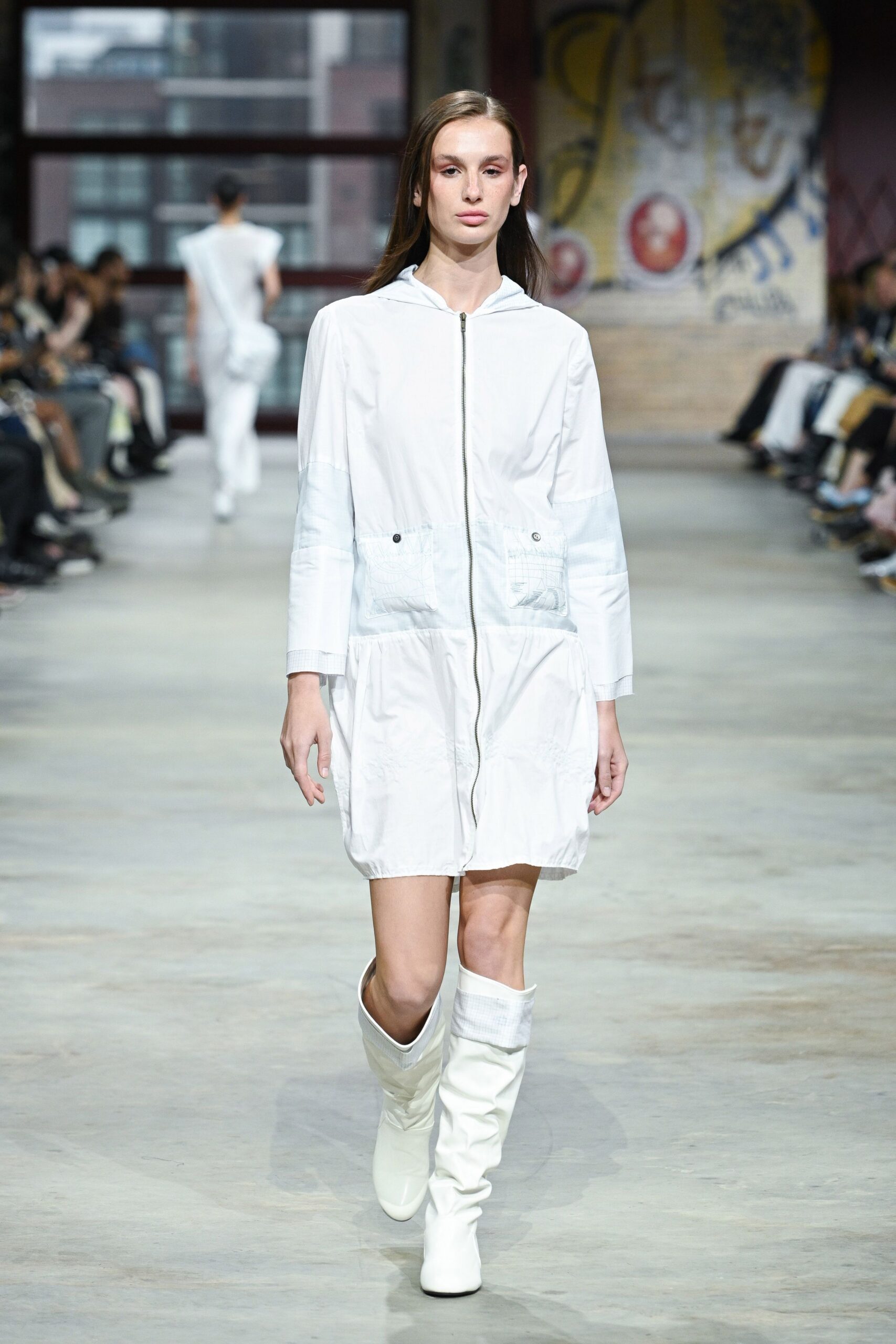 white cotton long-sleeve collared relaxed zippered pockets dress