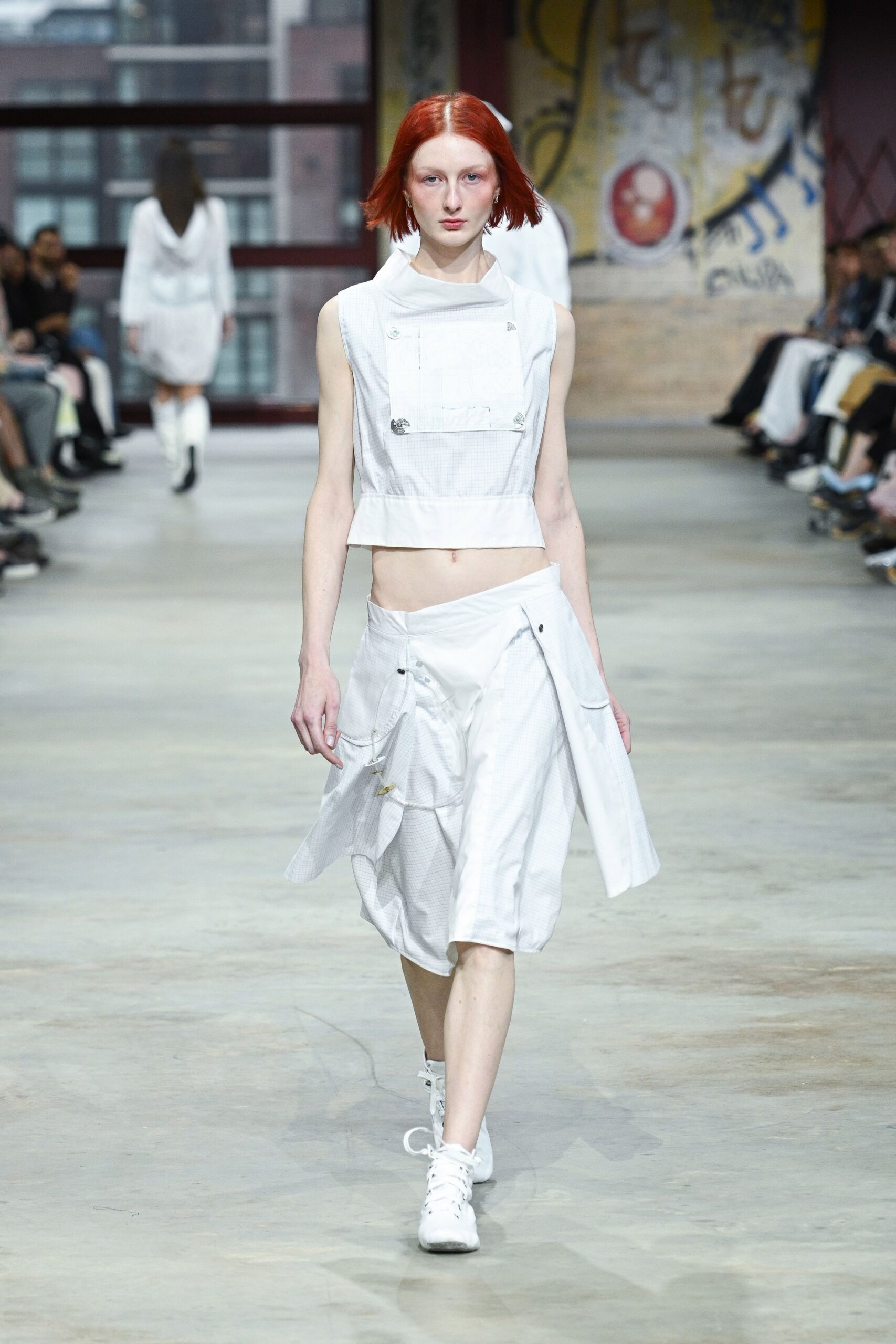 white cotton sleeveless high-neck fitted zippered cropped top