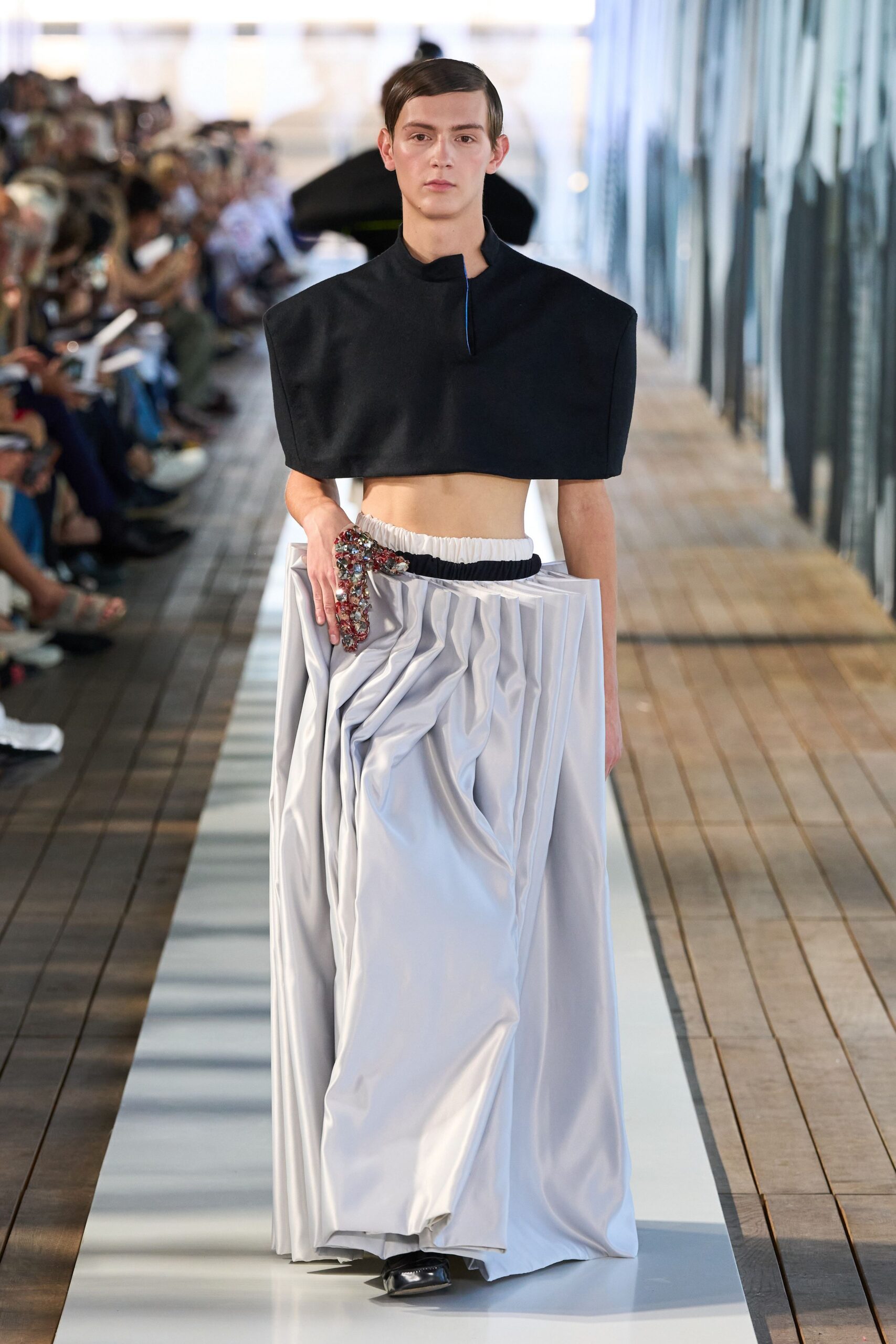 gray silk relaxed high-waisted pleated flowing skirt