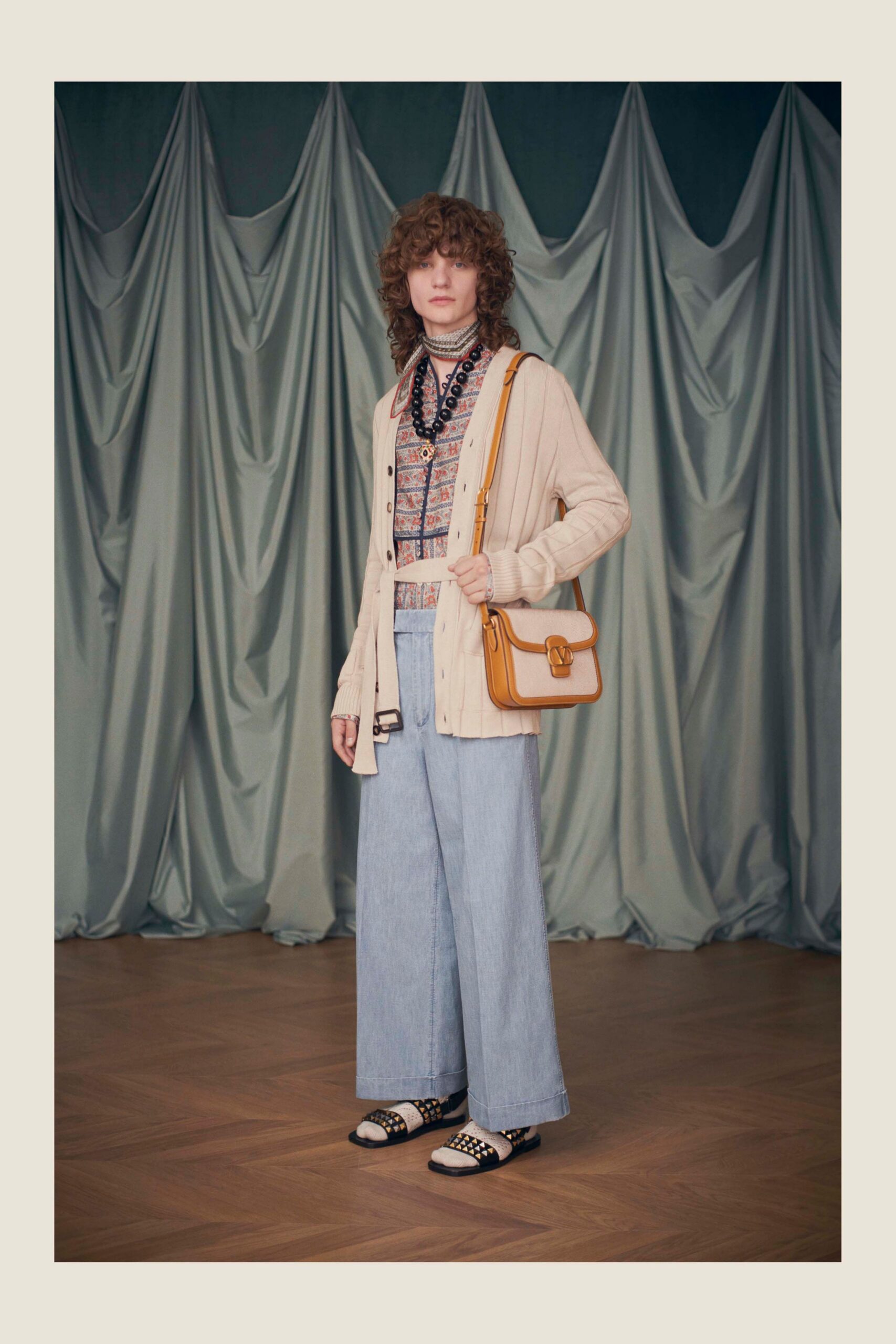 beige cotton long-sleeve relaxed cardigan