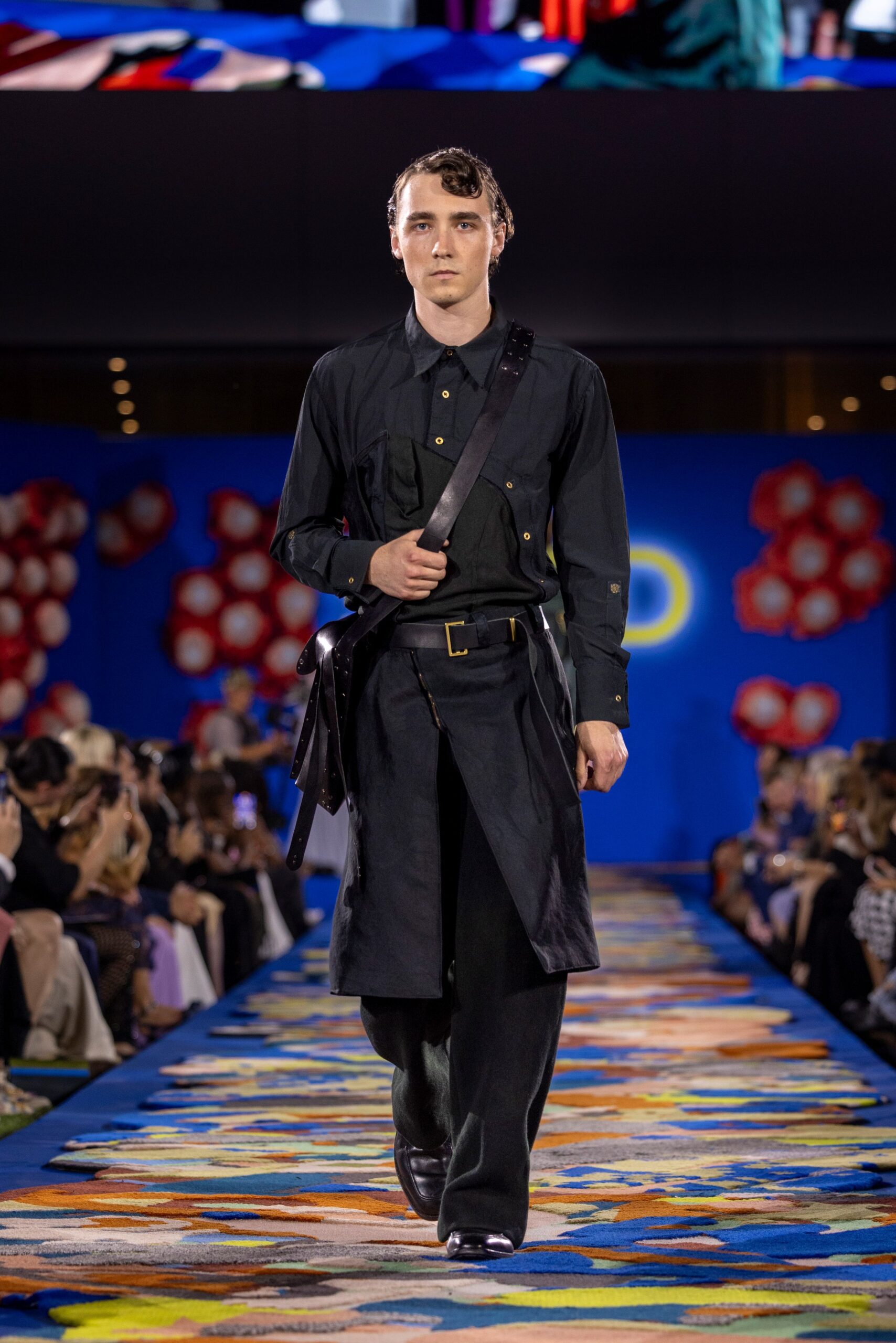 black shirt and pants outfit