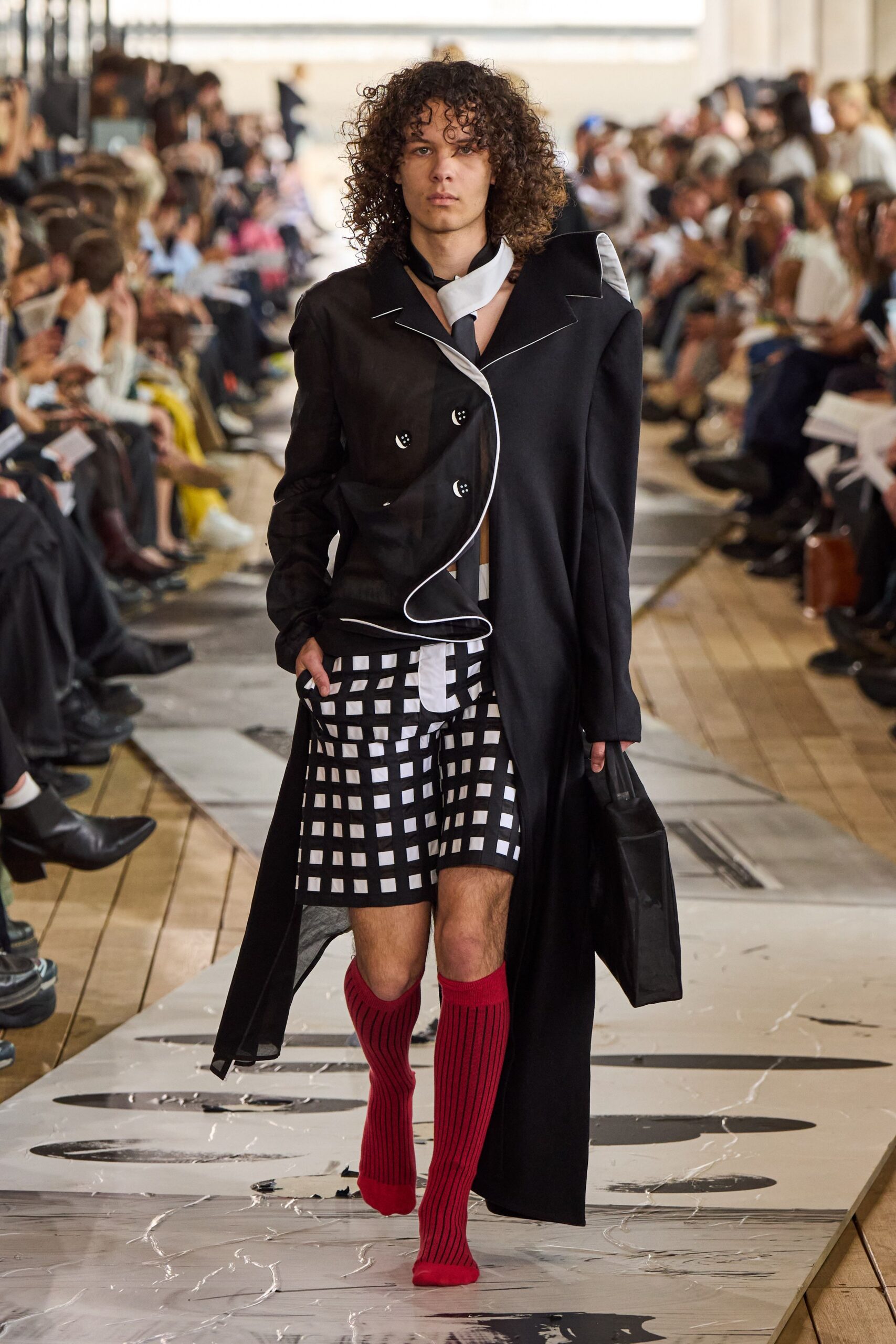 black cotton long-sleeve collared relaxed buttoned coat