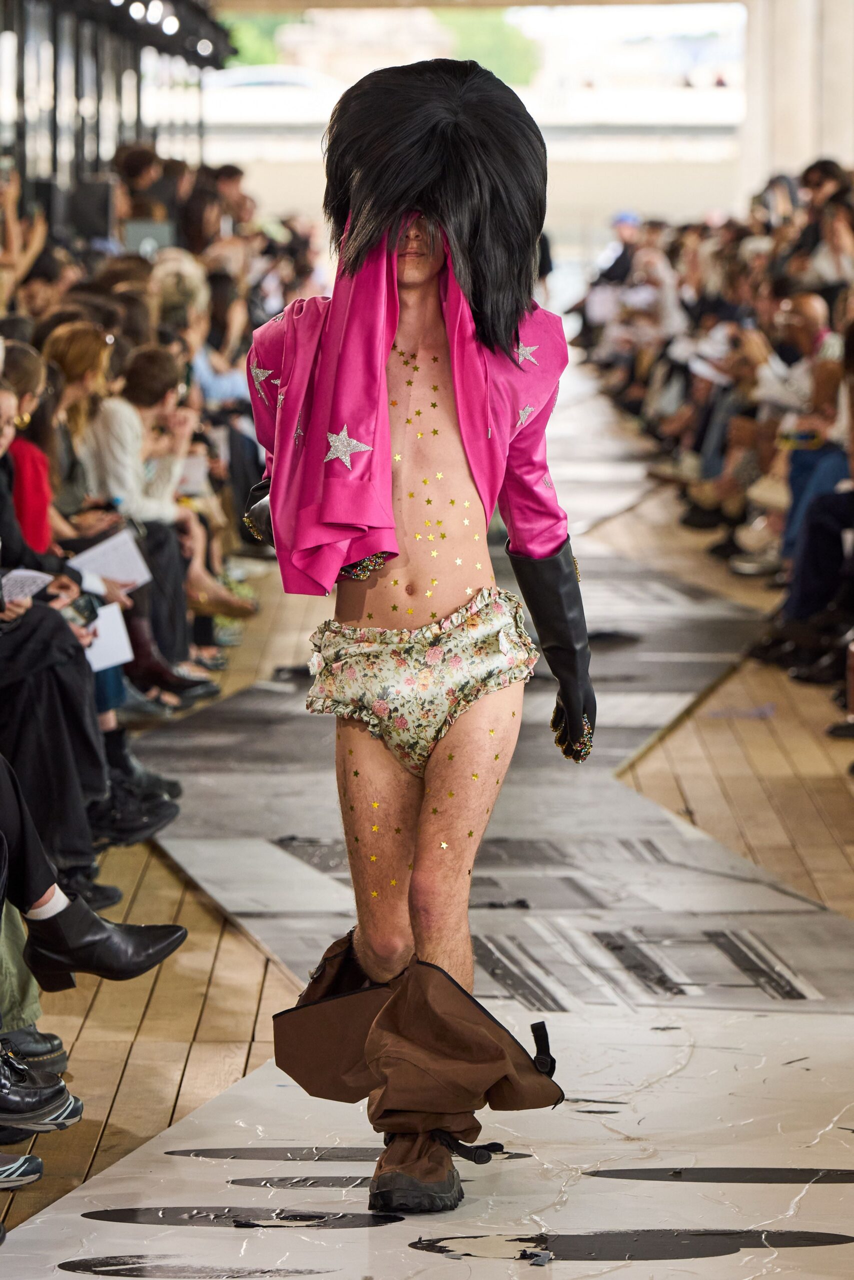 pink silk long-sleeve fitted embroidered jacket