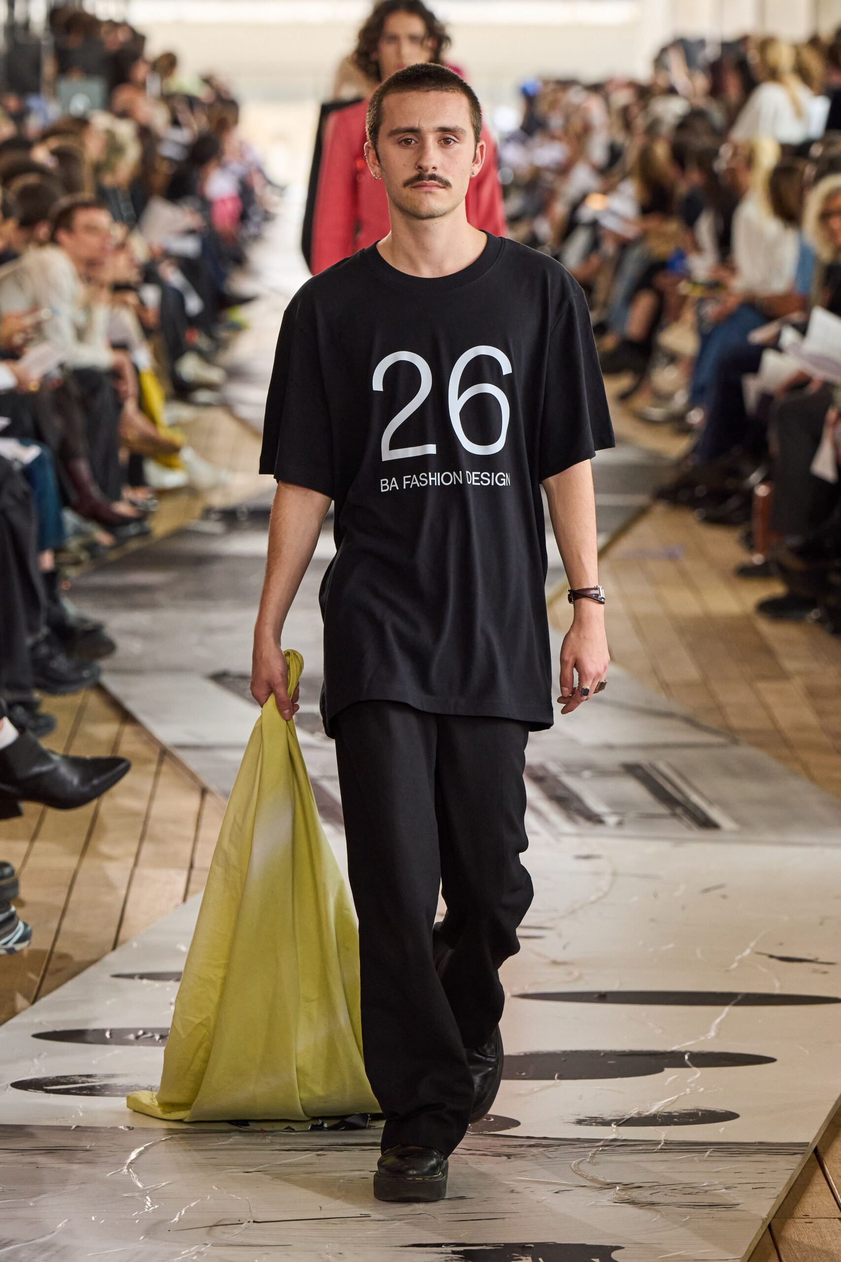 black cotton short-sleeve collared relaxed printed t-shirt