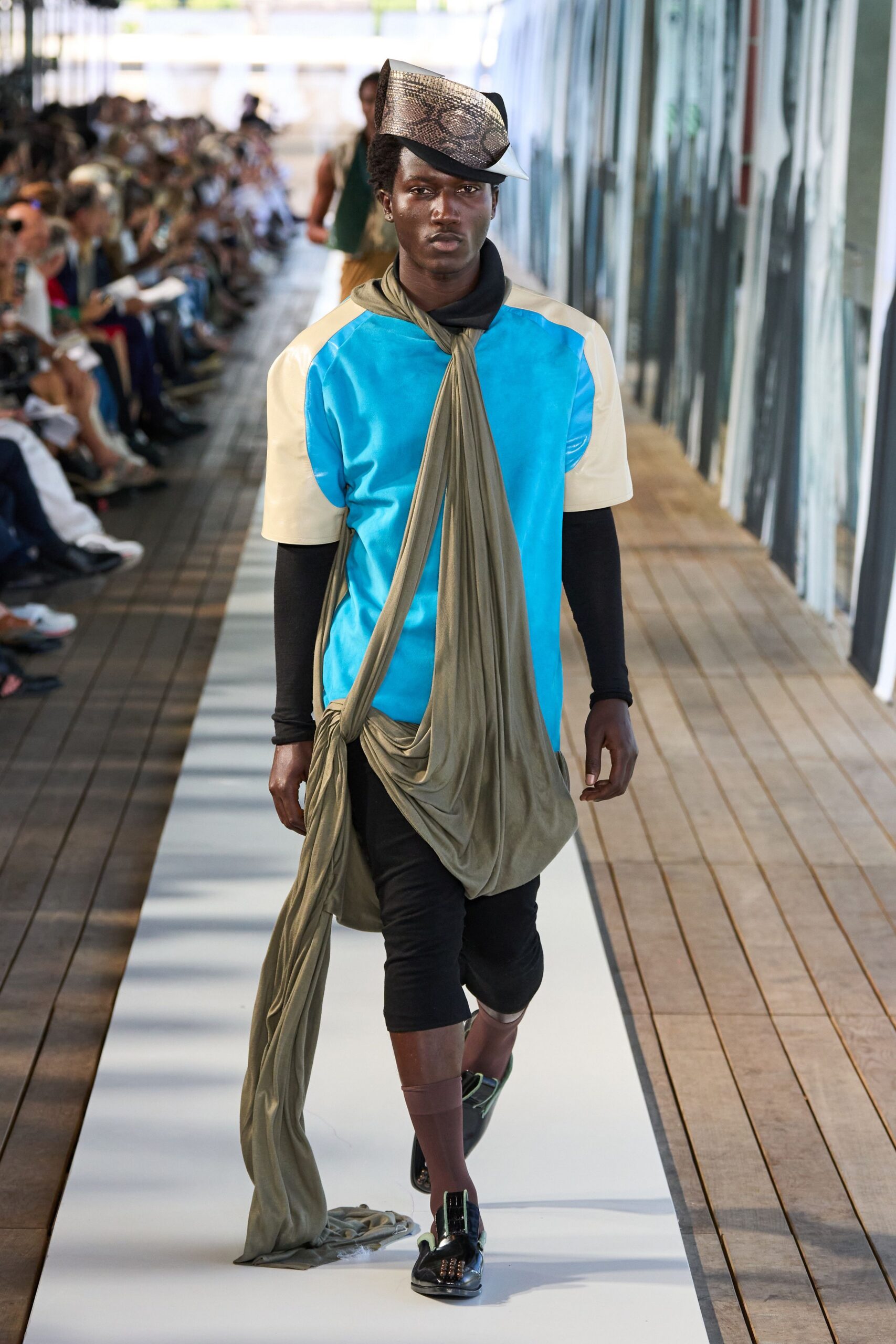 green cotton draped scarf