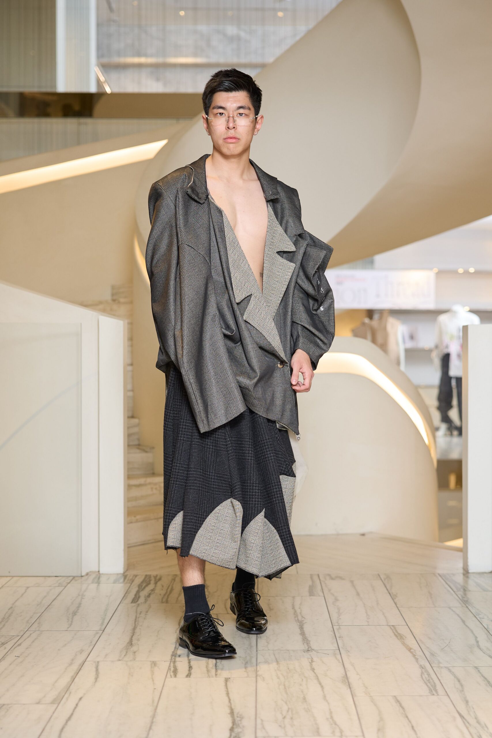 gray wool long-sleeve collared oversized draped jacket