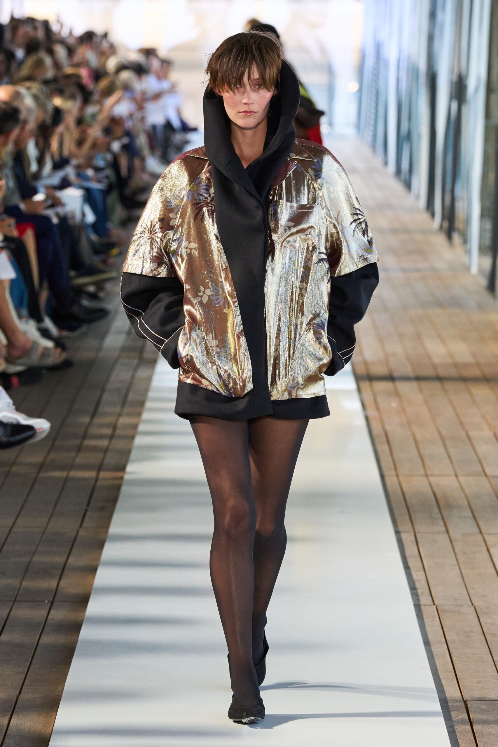 black metallic long-sleeve hooded relaxed zippered layered jacket