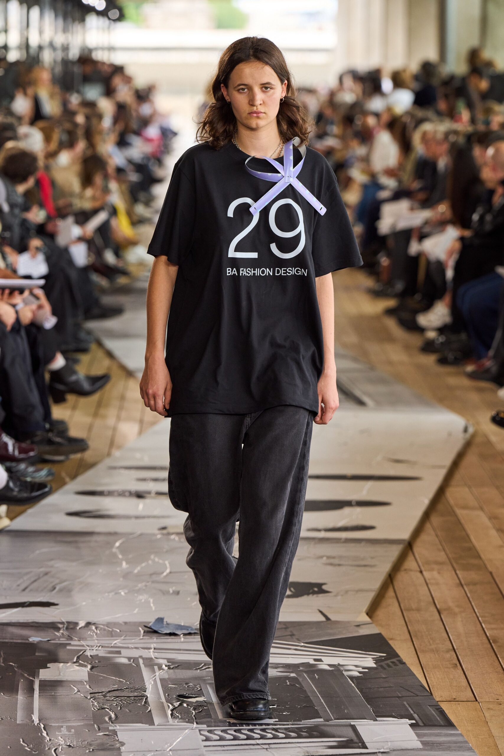 black cotton short-sleeve collared relaxed printed t-shirt