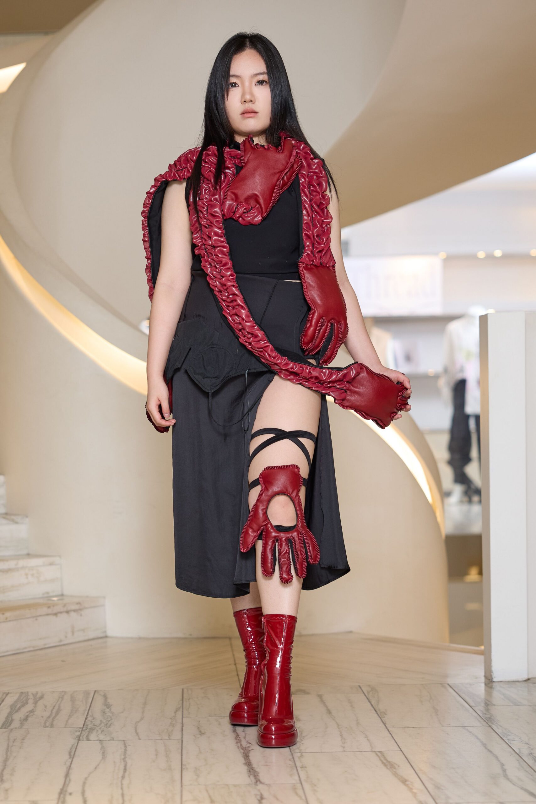 red cotton relaxed fringed scarf
