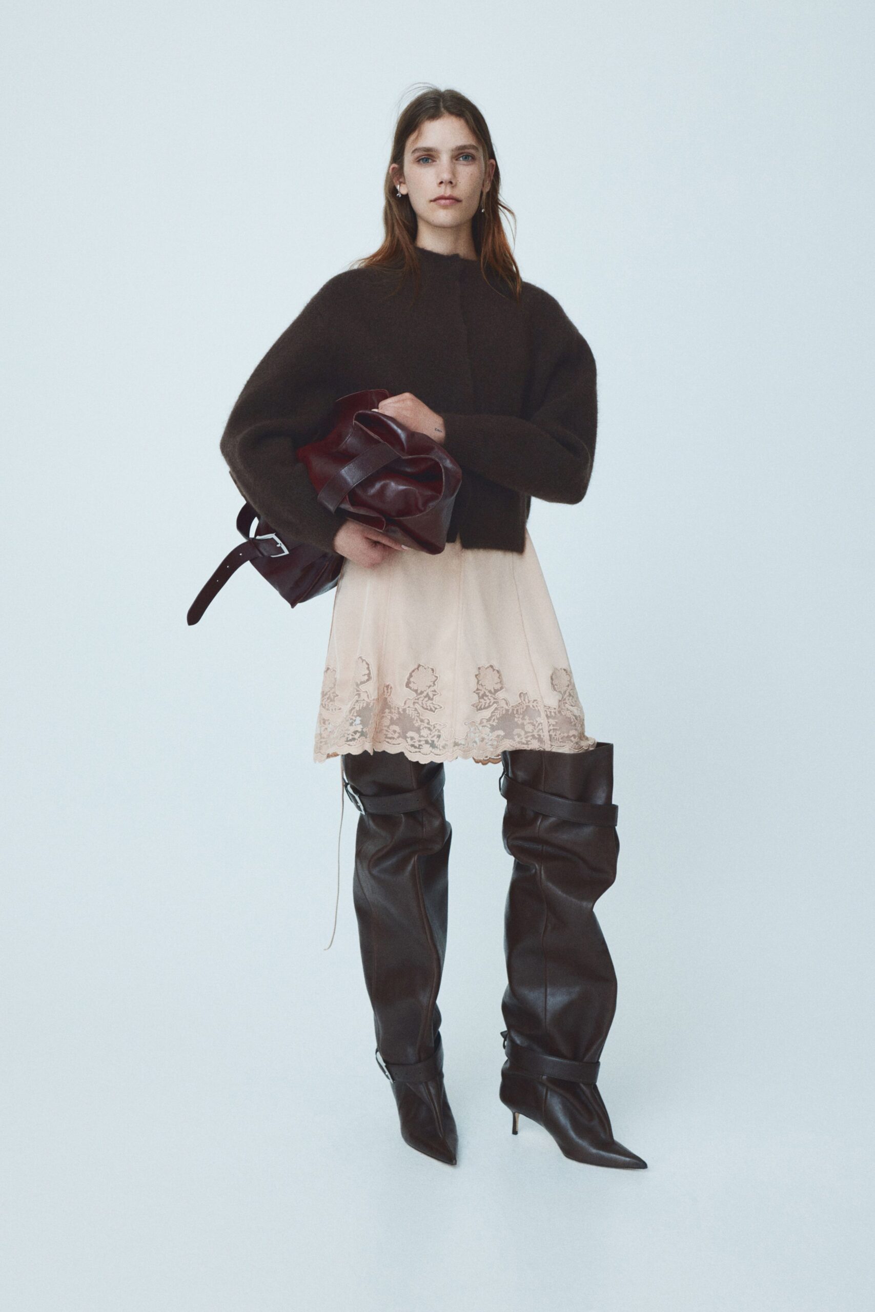 black wool long-sleeve collared fitted cropped sweater