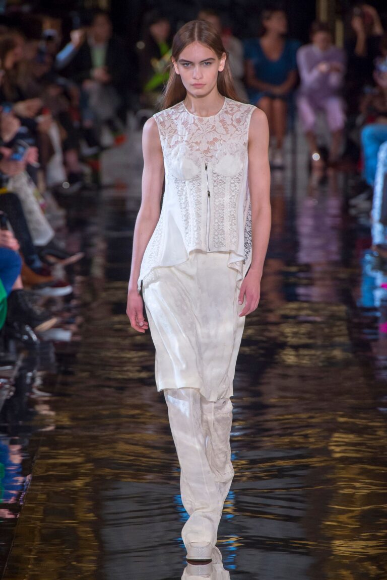 Stella McCartney Fall 2018 Ready-to-Wear