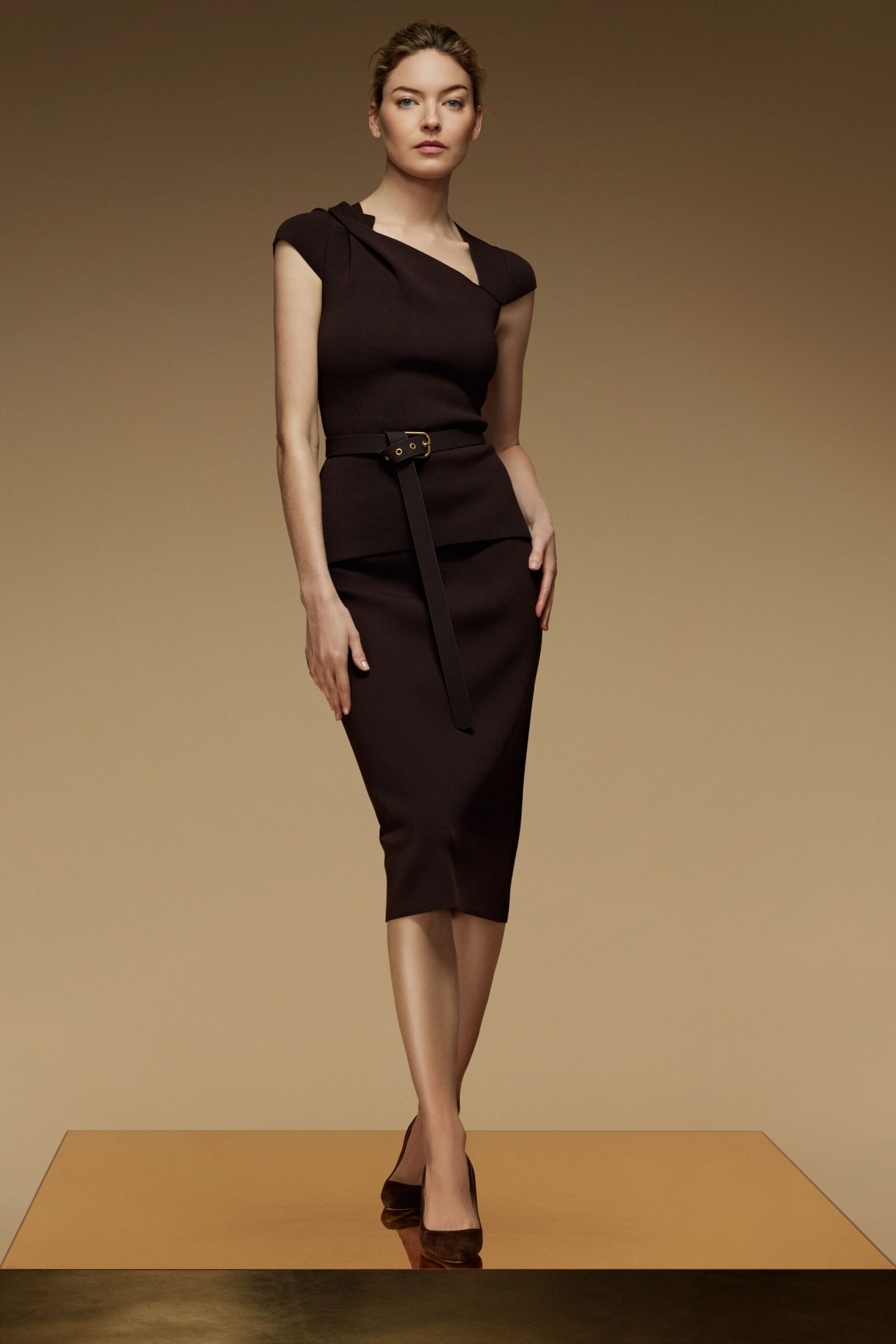 brown fitted midi dress with heels