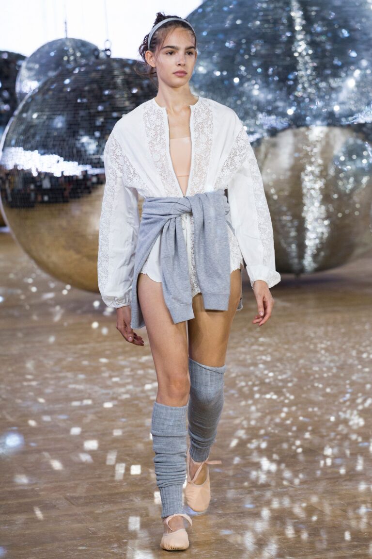 Moncler Gamme Rouge Spring 2018 Ready-to-Wear