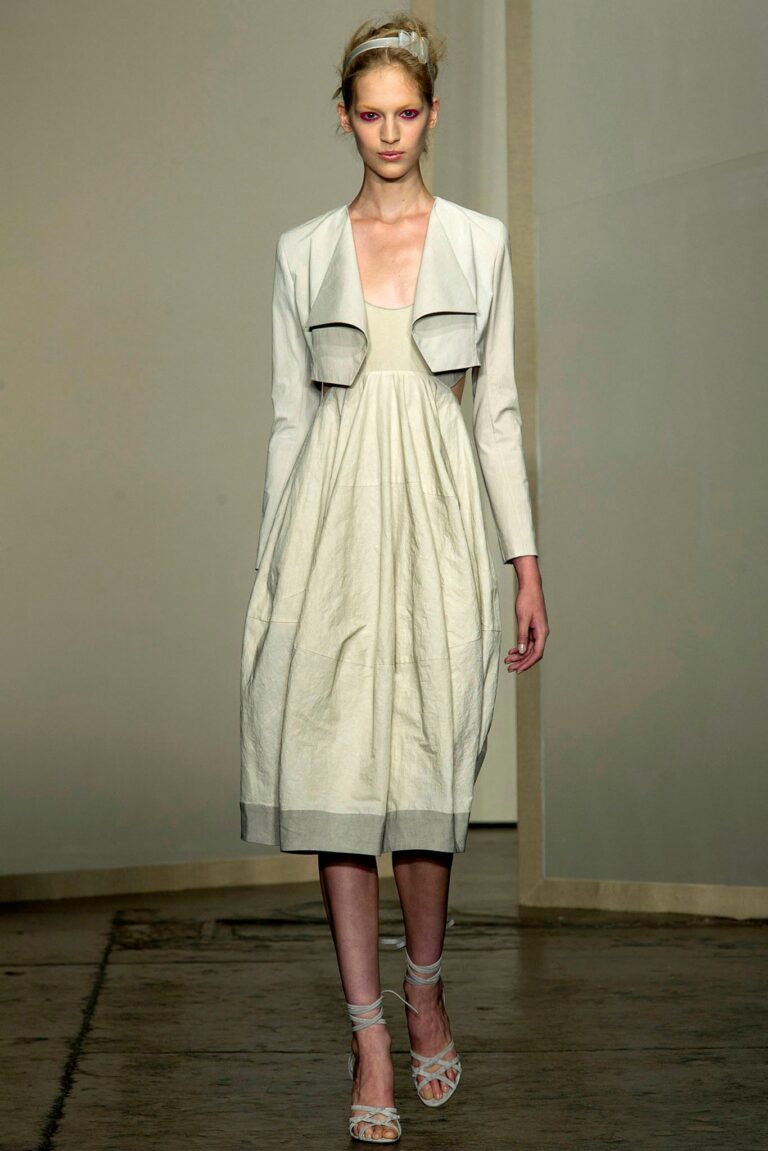 Donna Karan New York Spring 2013 Ready-to-Wear