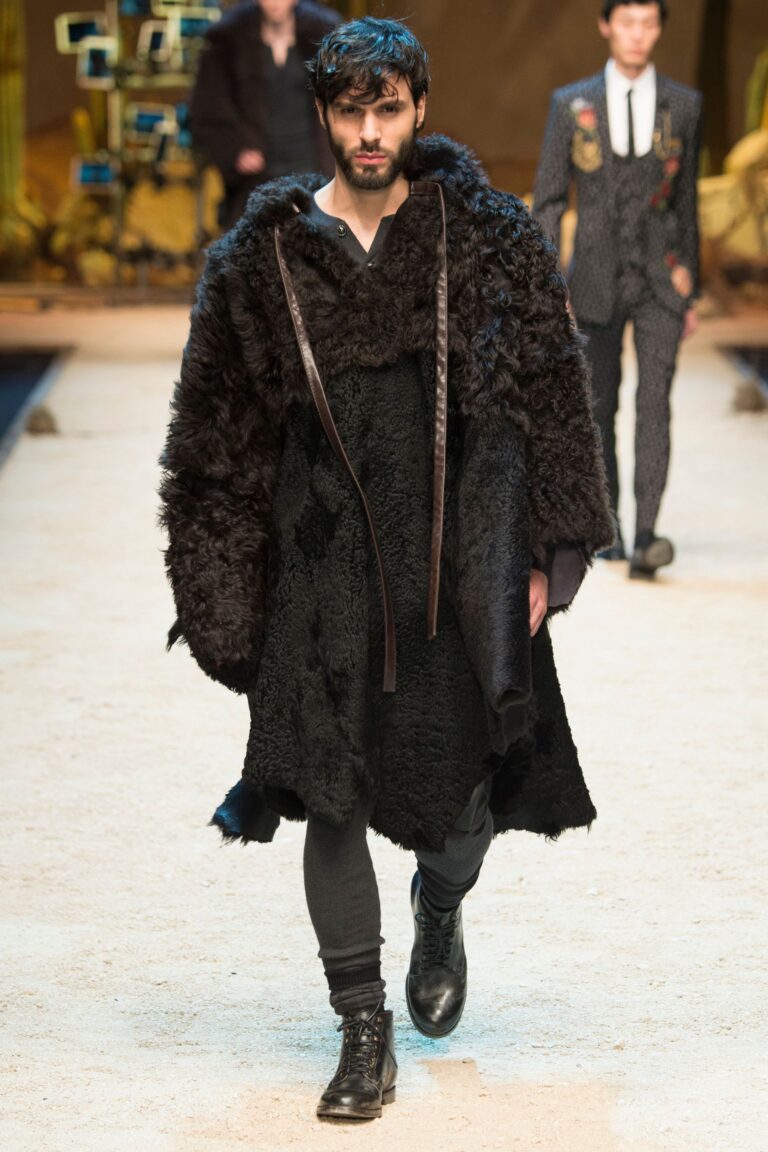 Dolce & Gabbana Fall 2016 Menswear