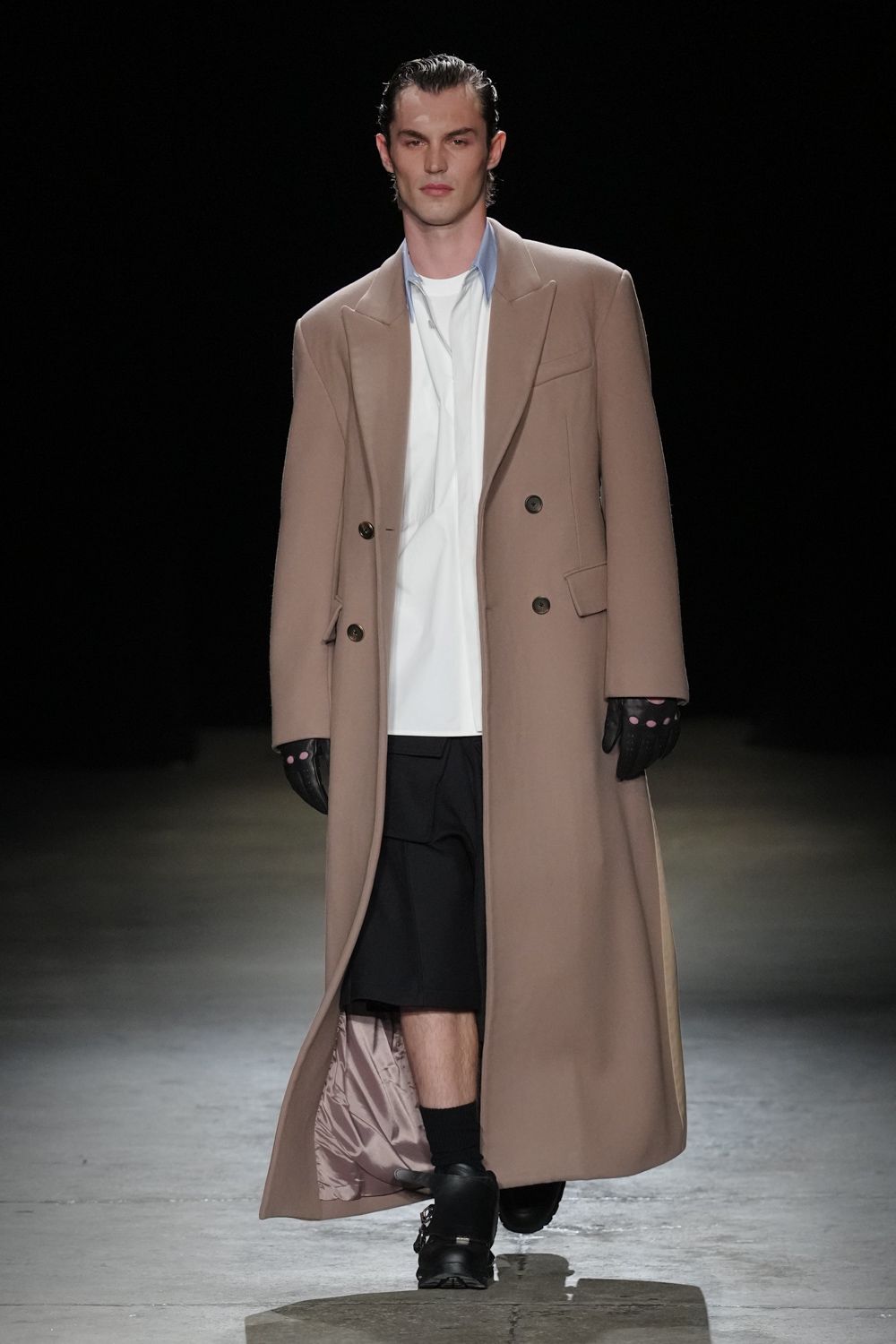 beige wool long-sleeve collared oversized maxi coat