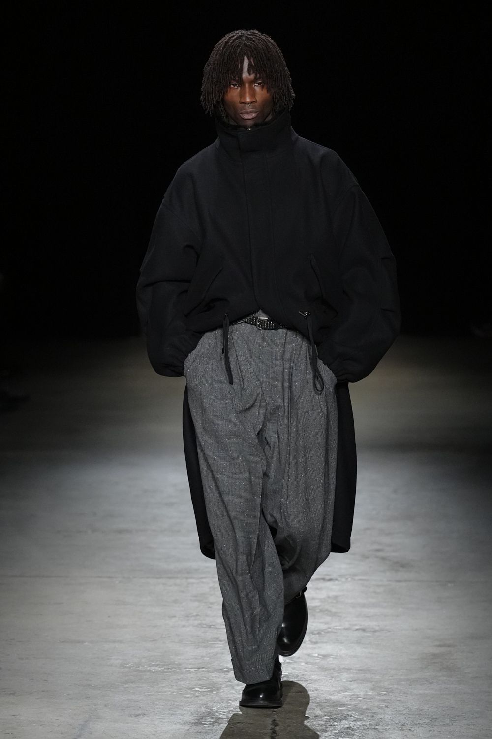 black oversized jacket gray relaxed pants