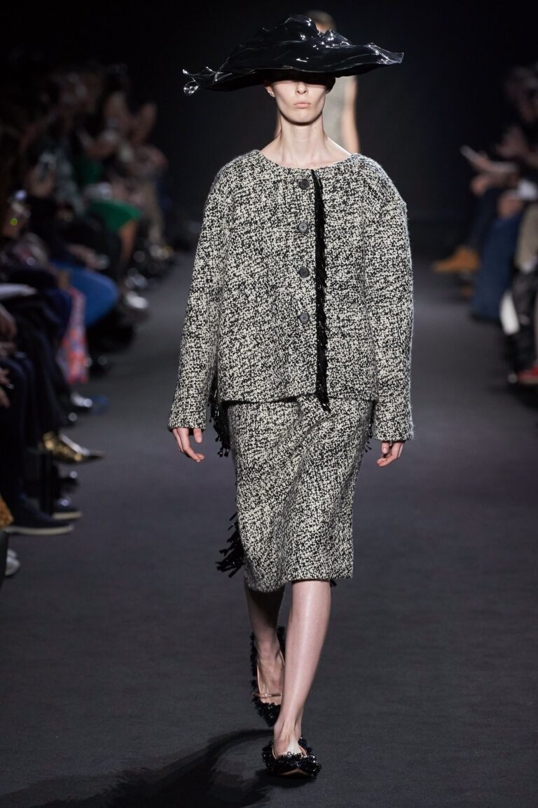 Rochas Fall 2019 Ready-to-Wear