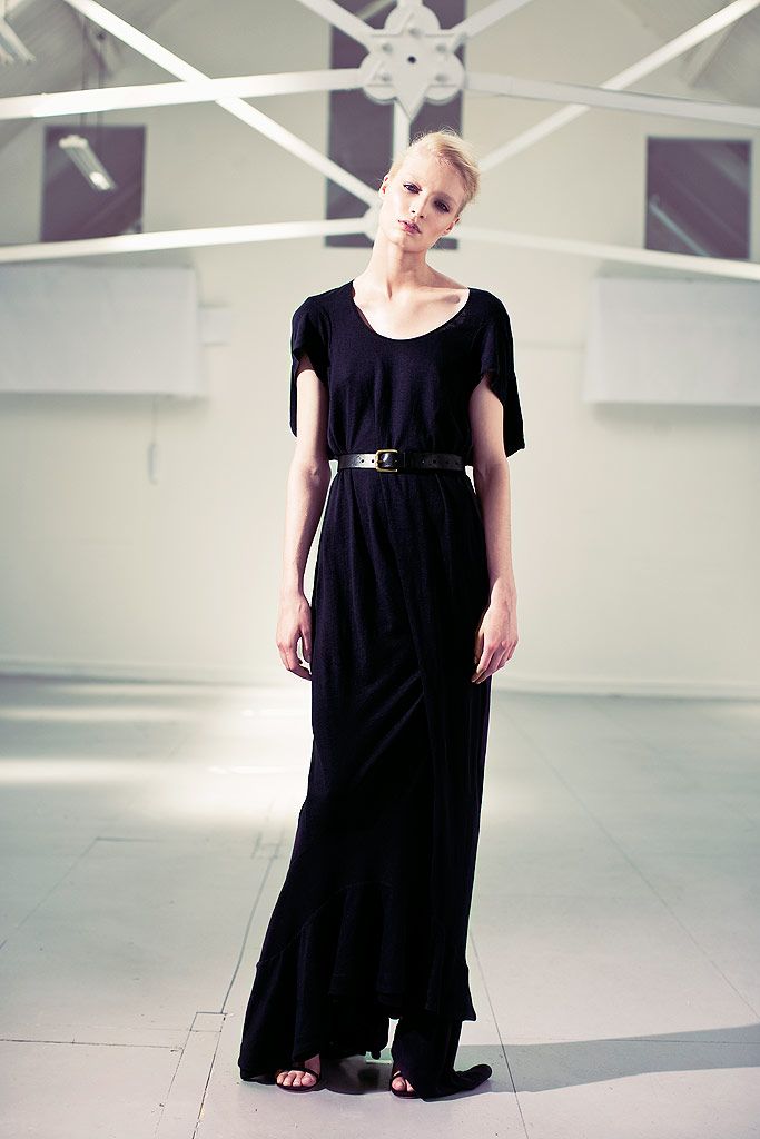 black jersey short-sleeve scoop-neck relaxed draped flowing maxi-dress