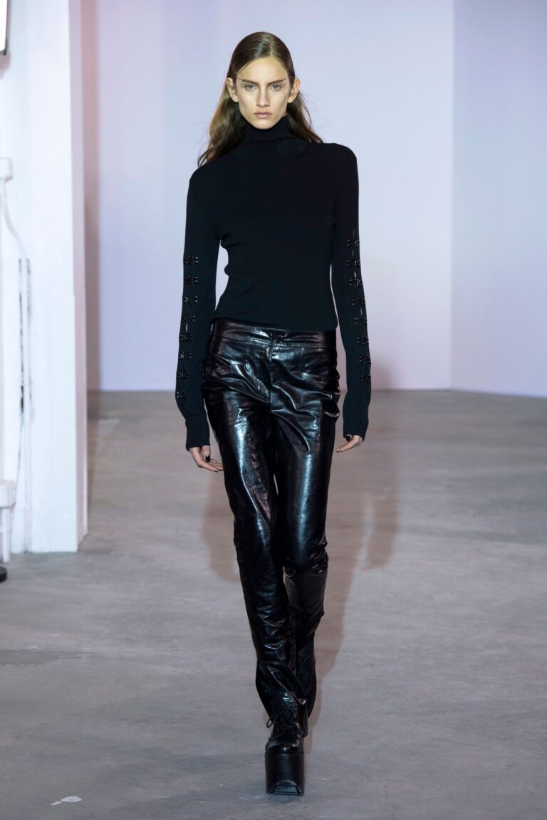 Olivier Theyskens Fall 2018 Ready-to-Wear