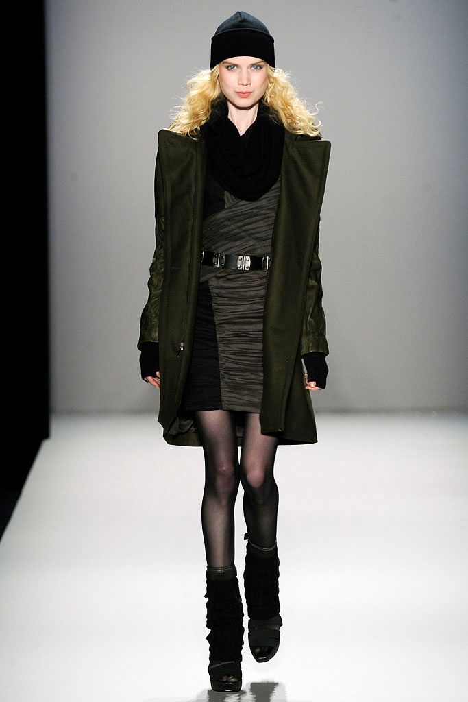 Nicole Miller Fall 2010 Ready-to-Wear
