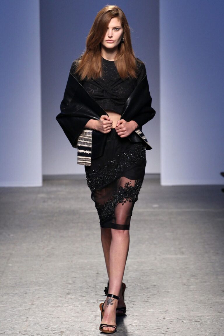 No. 21 Spring 2014 Ready-to-Wear