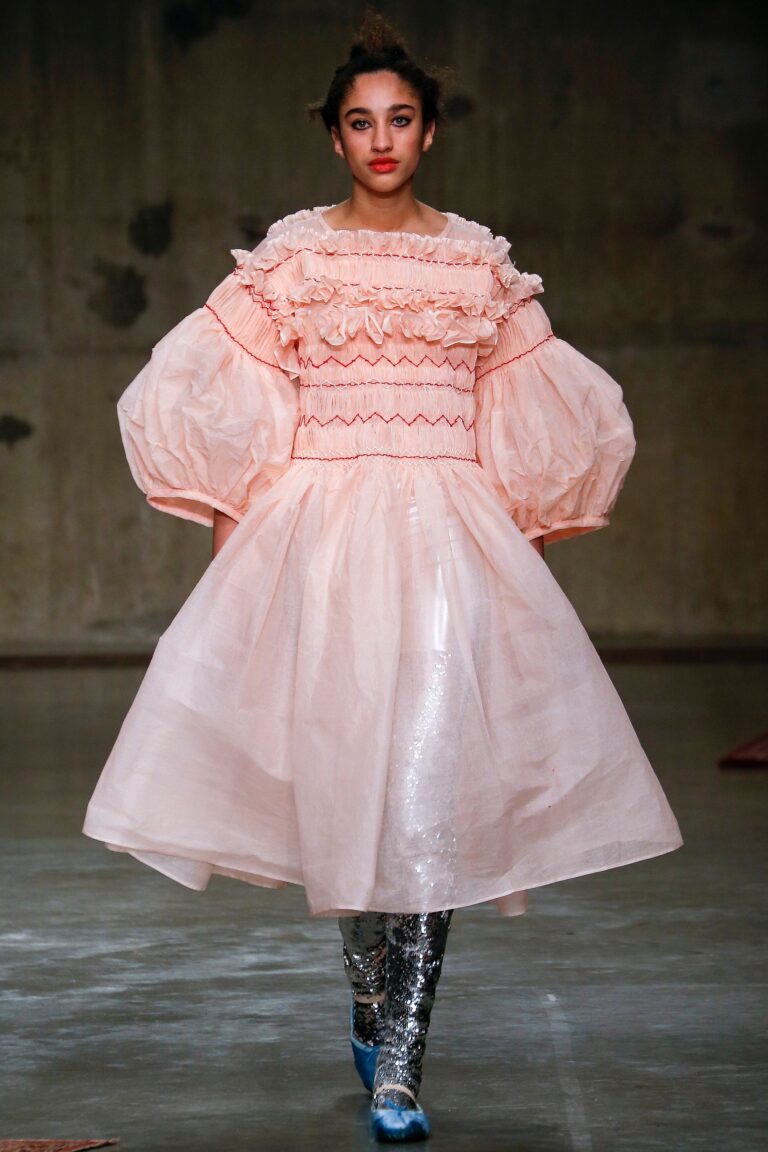 Molly Goddard Fall 2017 Ready-to-Wear