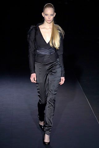 Noir Fall 2006 Ready-to-Wear