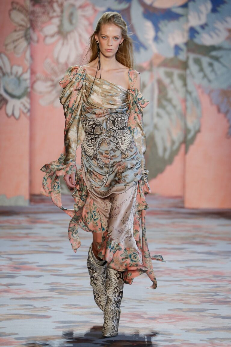 Zimmermann Fall 2018 Ready-to-Wear