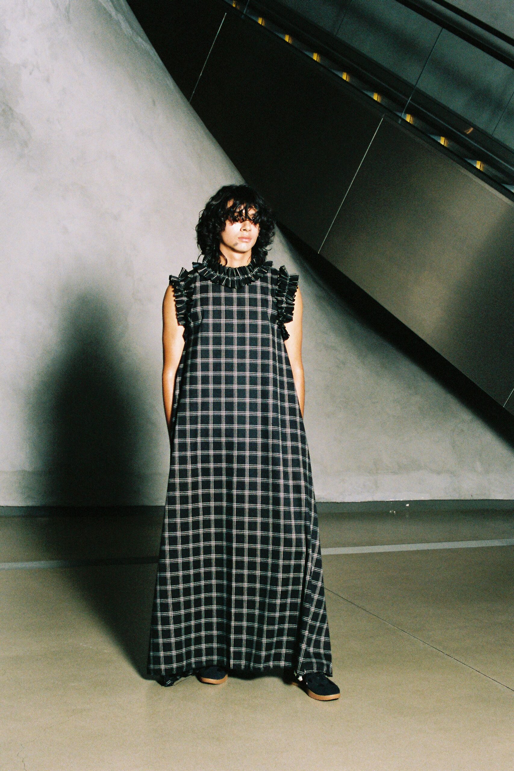 black cotton sleeveless high-neck relaxed checked ruffled dress