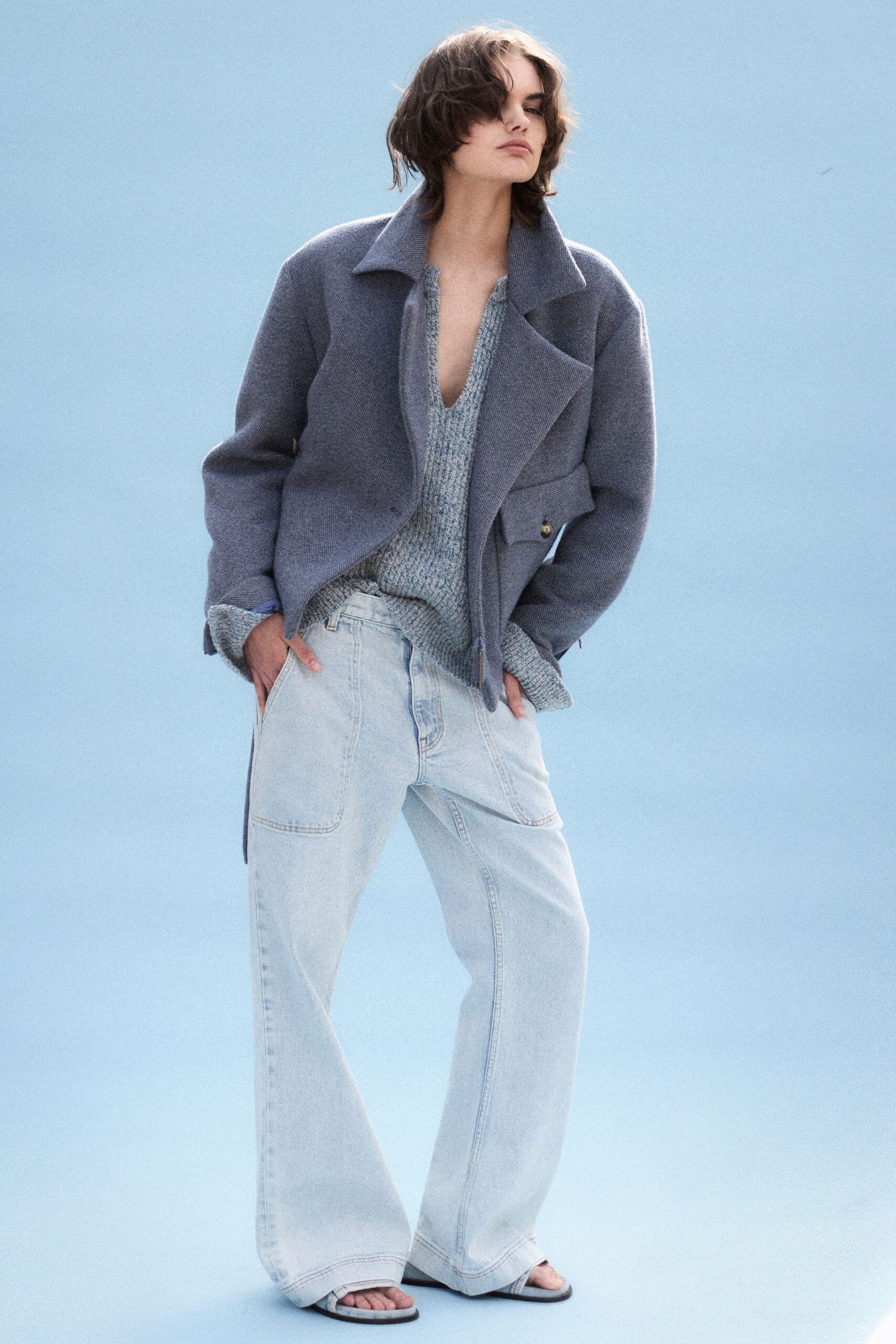 gray wool long-sleeve collared relaxed buttoned jacket