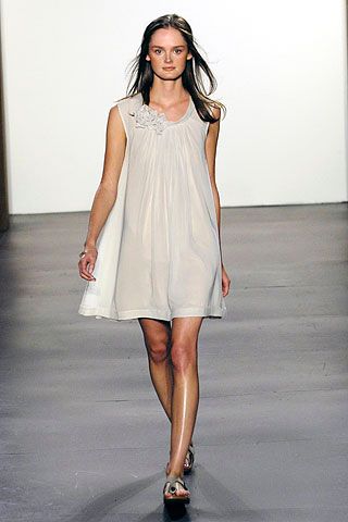 Sari Gueron Spring 2007 Ready-to-Wear