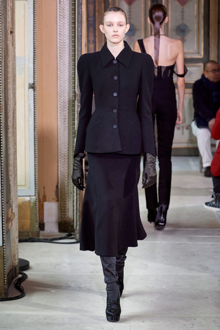 Olivier Theyskens Fall 2019 Ready-to-Wear